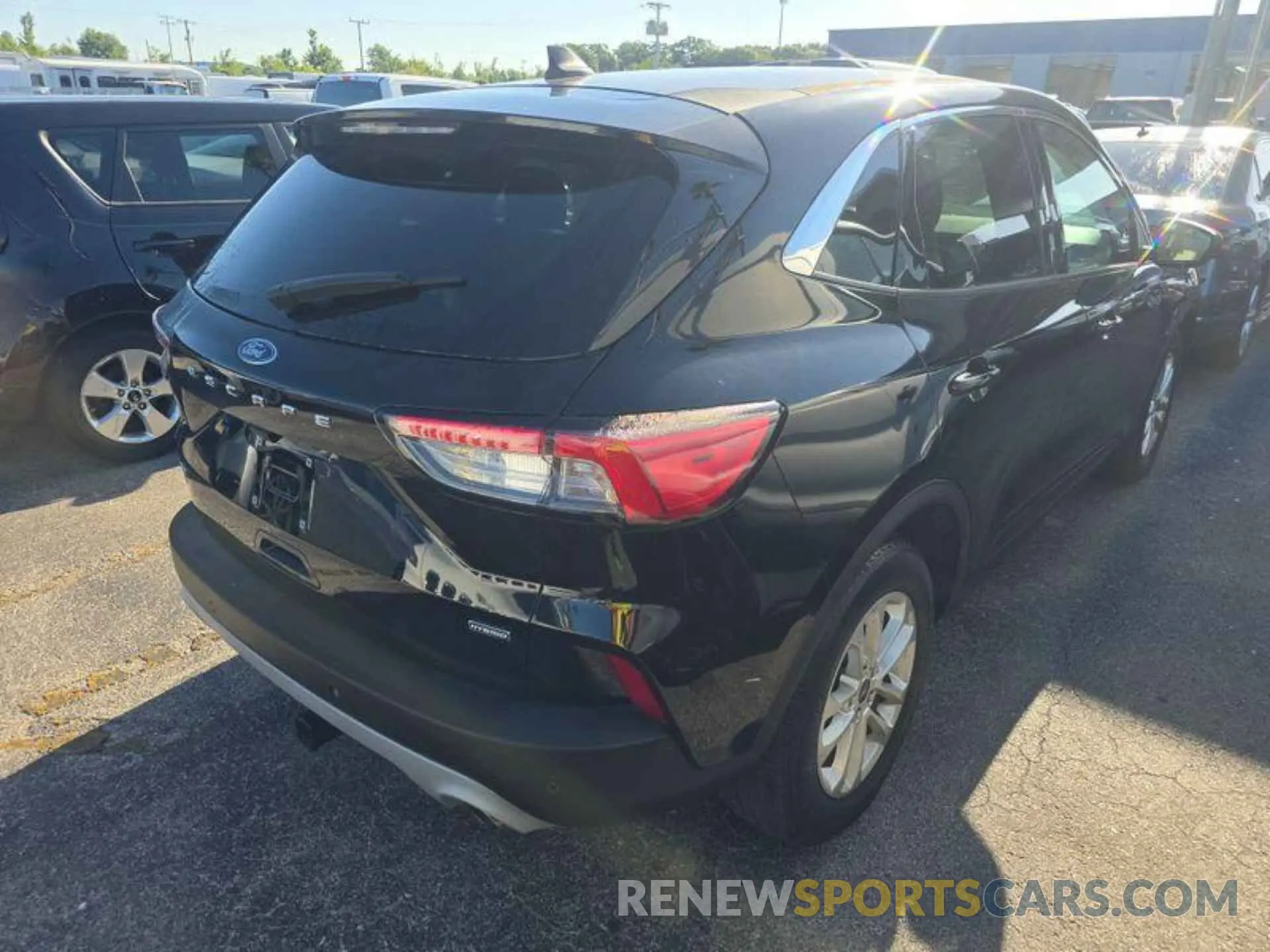 9 Photograph of a damaged car 1FMCU0BZ6MUA51557 FORD ESCAPE 2021