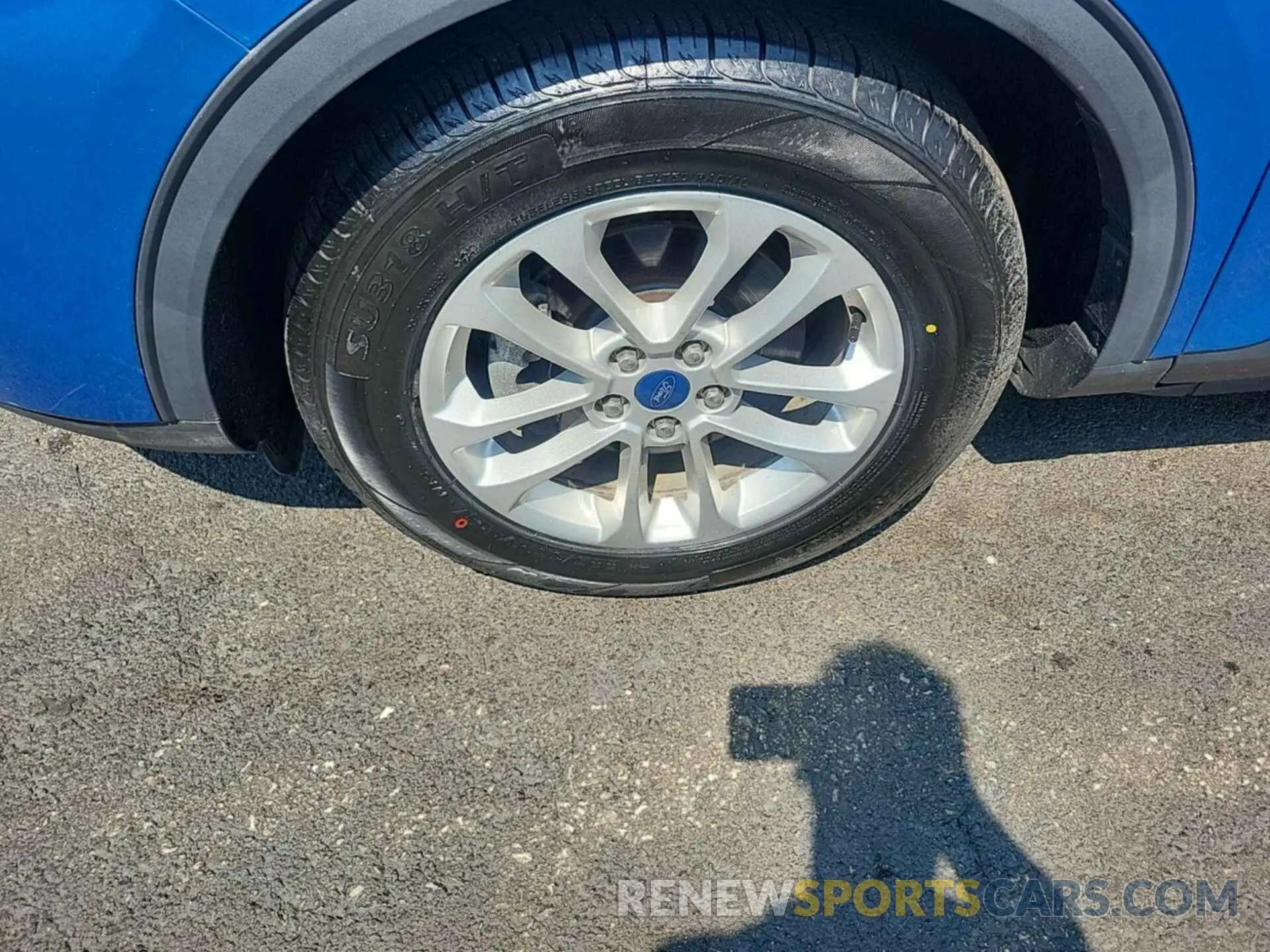26 Photograph of a damaged car 1FMCU0BZ7MUA52507 FORD ESCAPE 2021