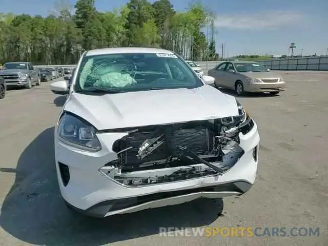 11 Photograph of a damaged car 1FMCU0BZ8MUA03767 FORD ESCAPE 2021