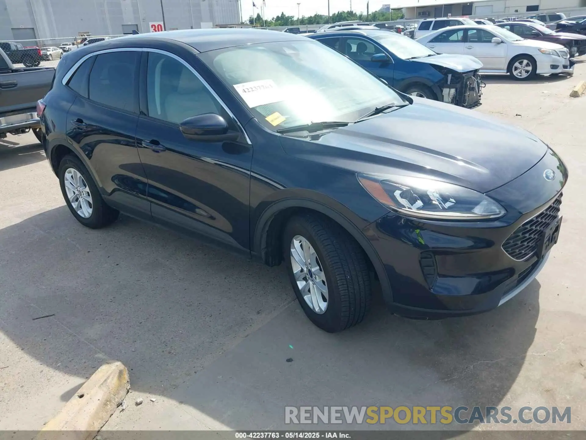 1 Photograph of a damaged car 1FMCU0BZ8MUA40236 FORD ESCAPE 2021