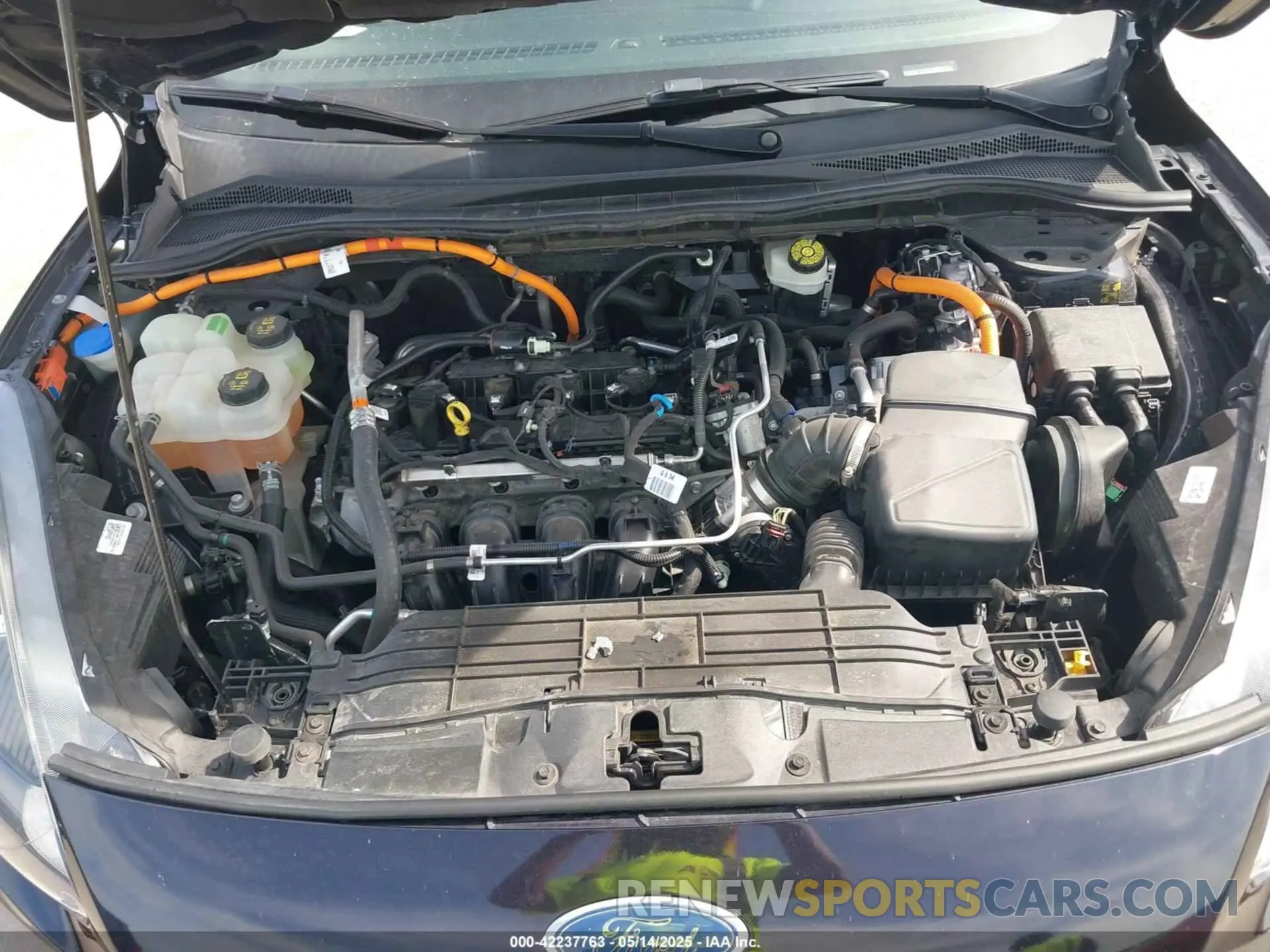 10 Photograph of a damaged car 1FMCU0BZ8MUA40236 FORD ESCAPE 2021