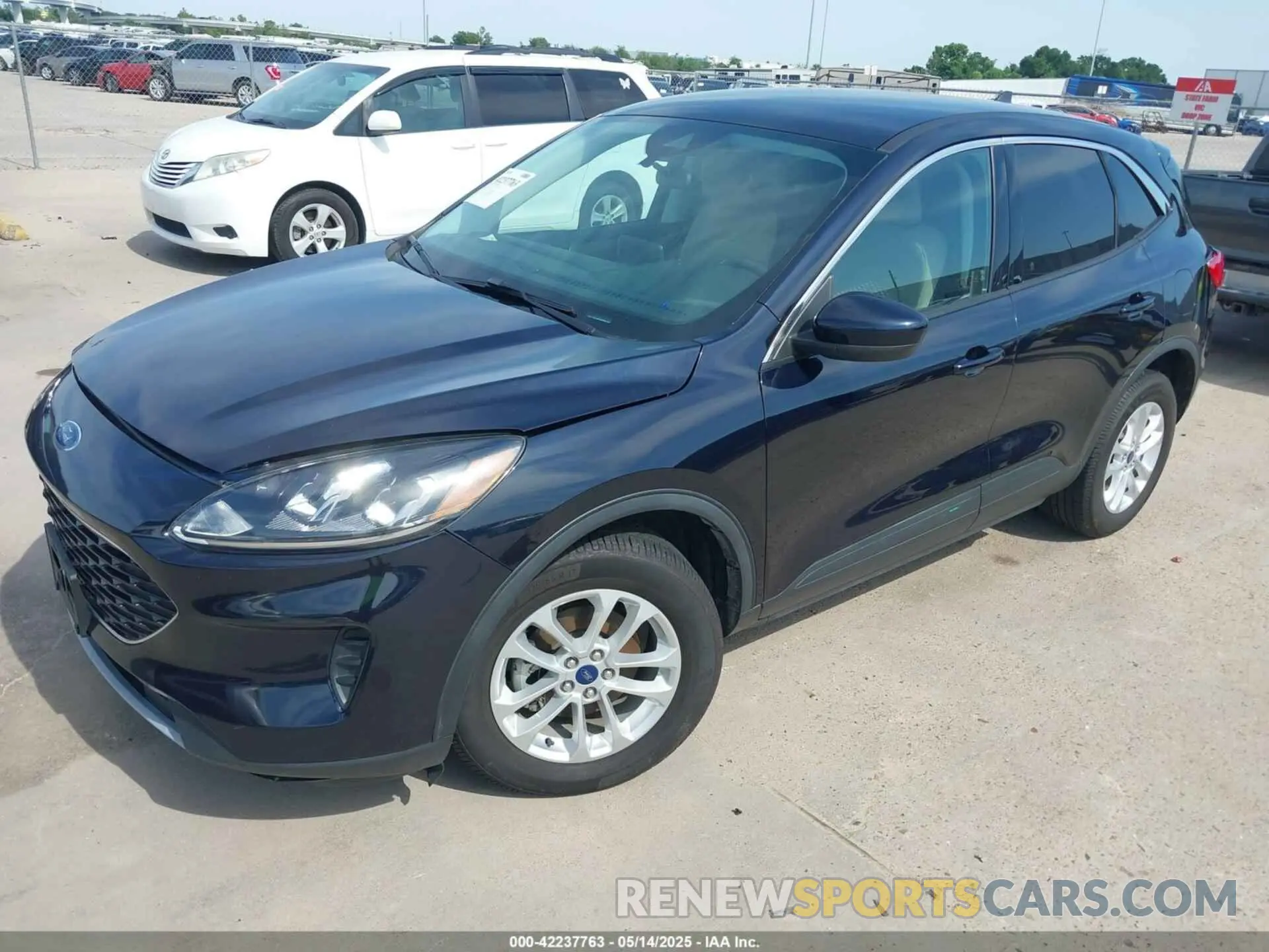 2 Photograph of a damaged car 1FMCU0BZ8MUA40236 FORD ESCAPE 2021