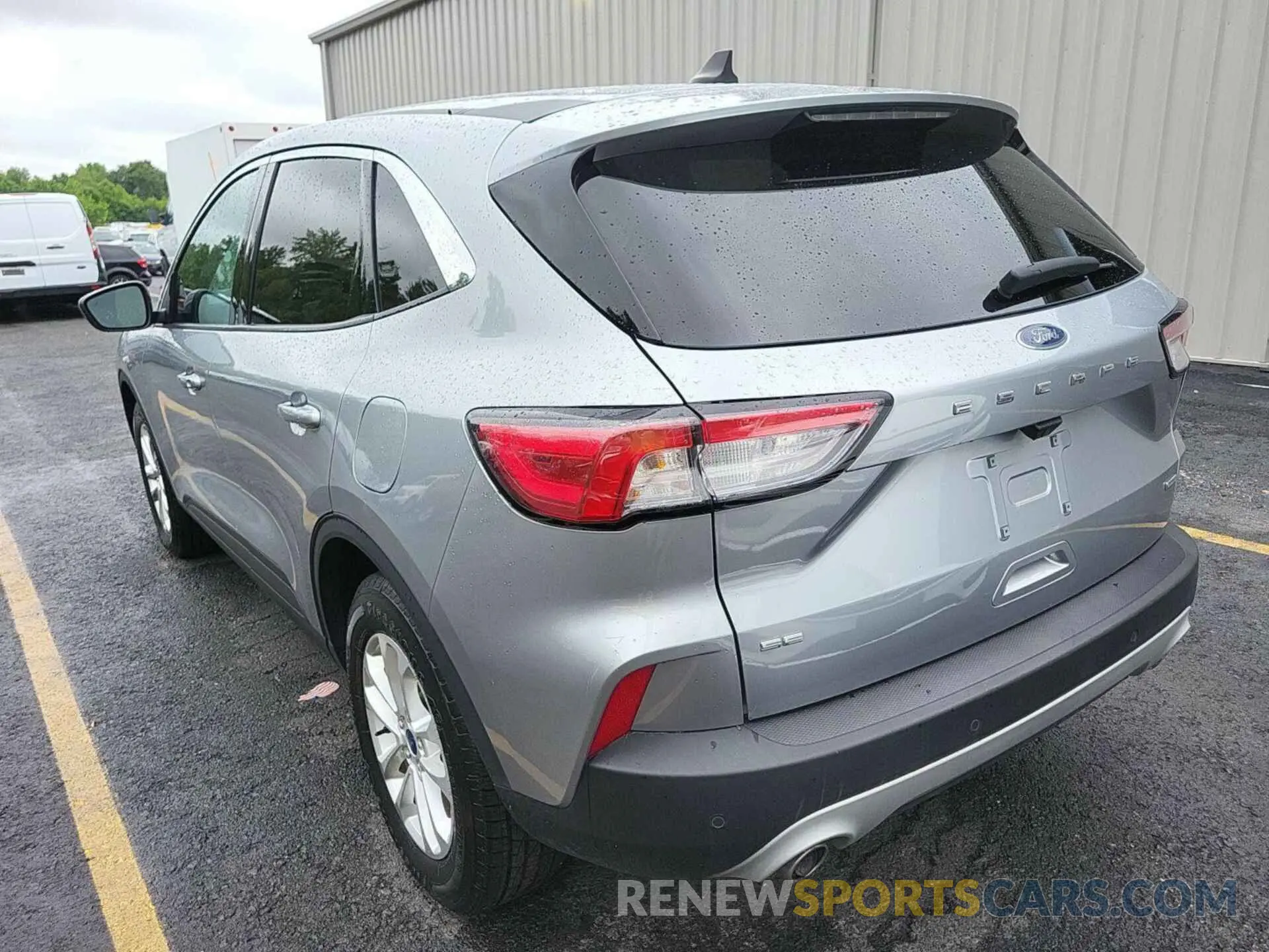2 Photograph of a damaged car 1FMCU0BZ8MUA50846 FORD ESCAPE 2021