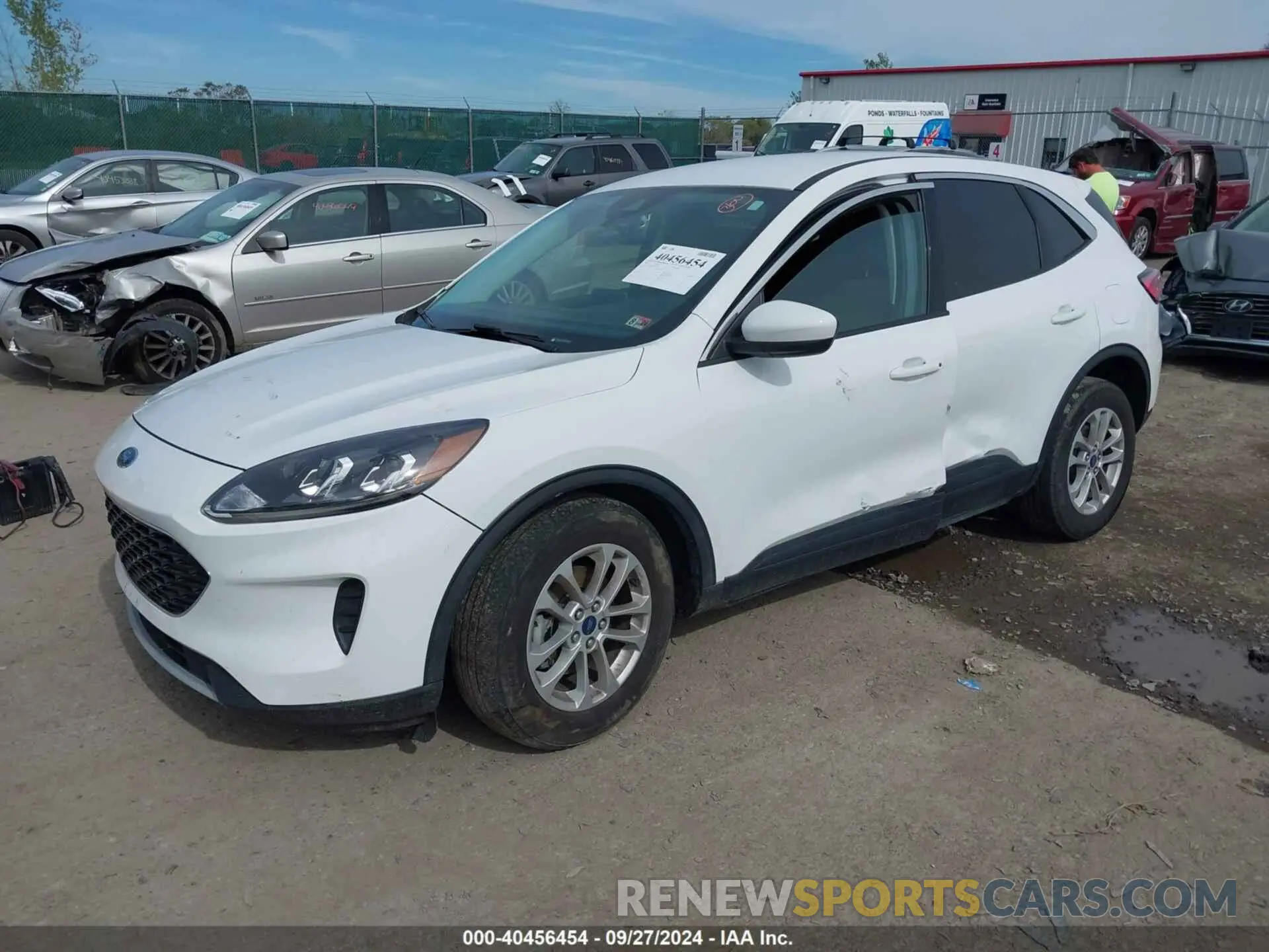 2 Photograph of a damaged car 1FMCU0BZ8MUA59353 FORD ESCAPE 2021