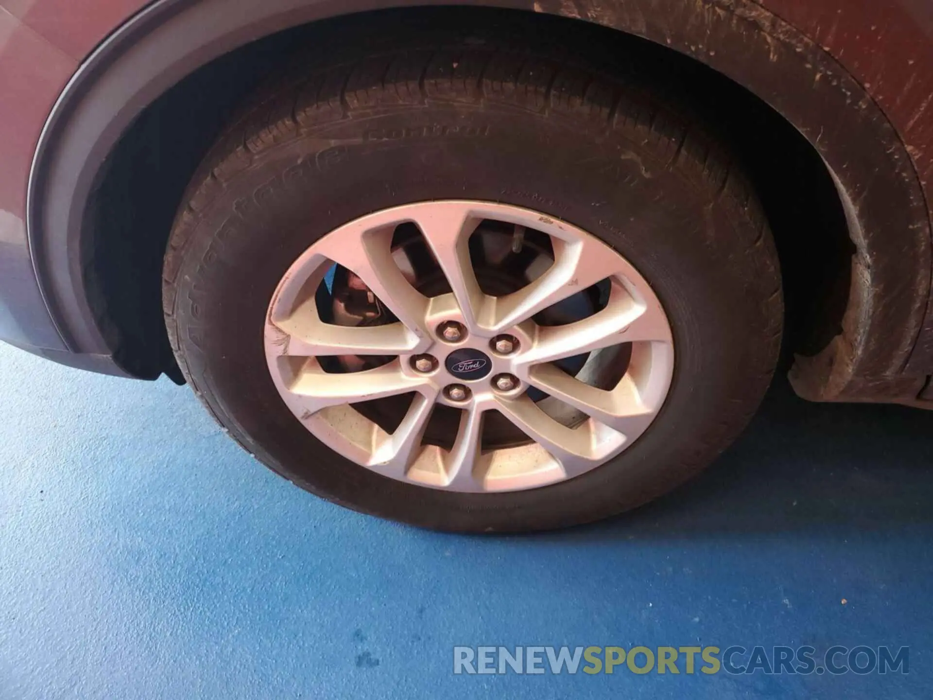 26 Photograph of a damaged car 1FMCU0BZXMUA53070 FORD ESCAPE 2021