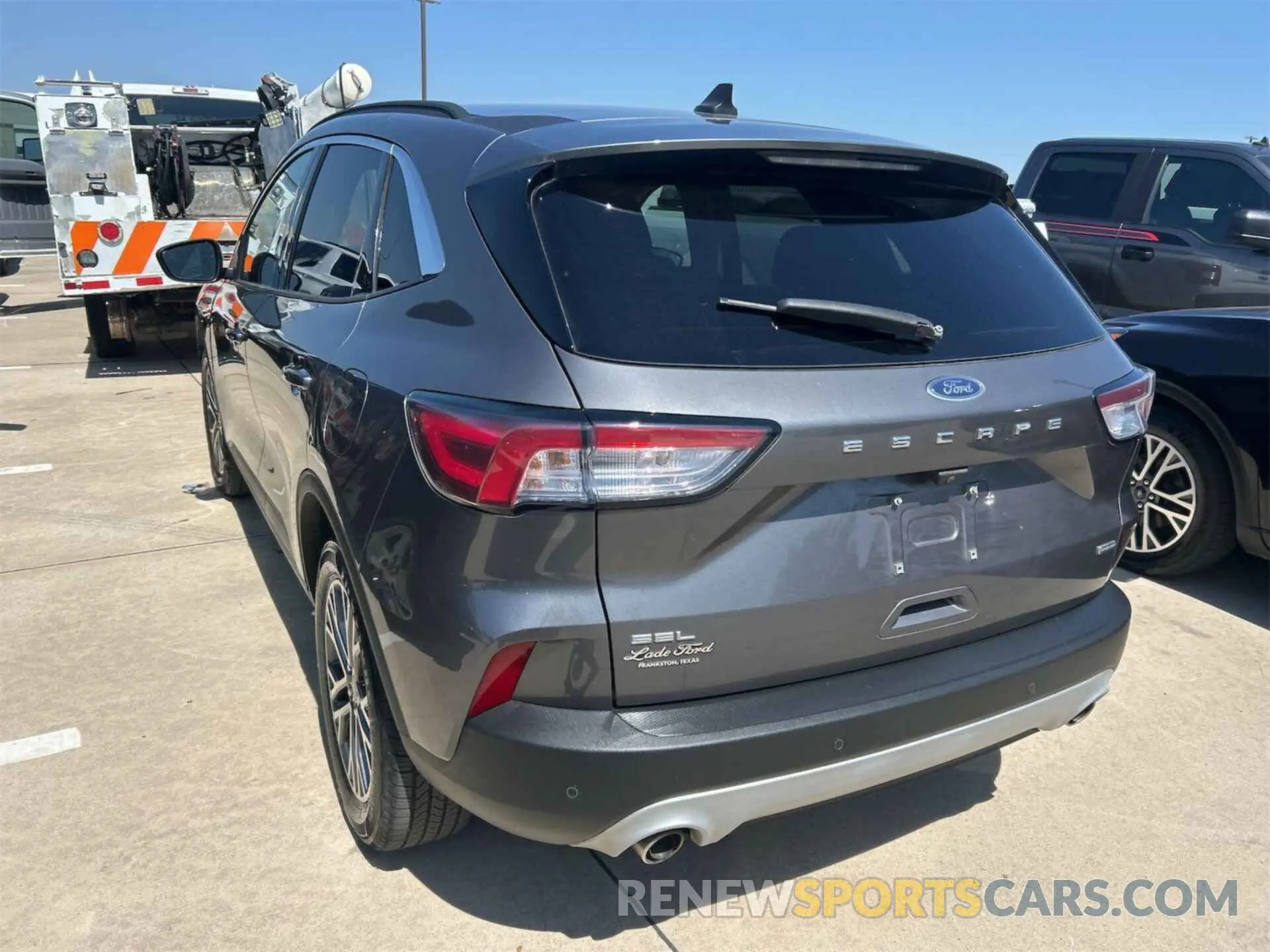 9 Photograph of a damaged car 1FMCU0CZ0MUA53013 FORD ESCAPE 2021