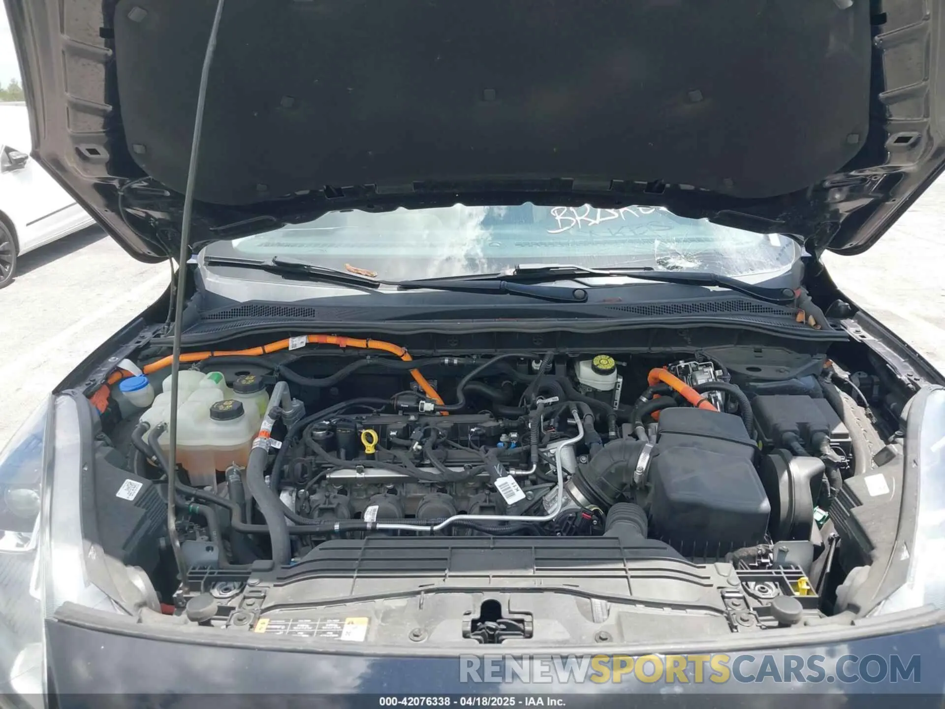 10 Photograph of a damaged car 1FMCU0CZ2MUA69178 FORD ESCAPE 2021
