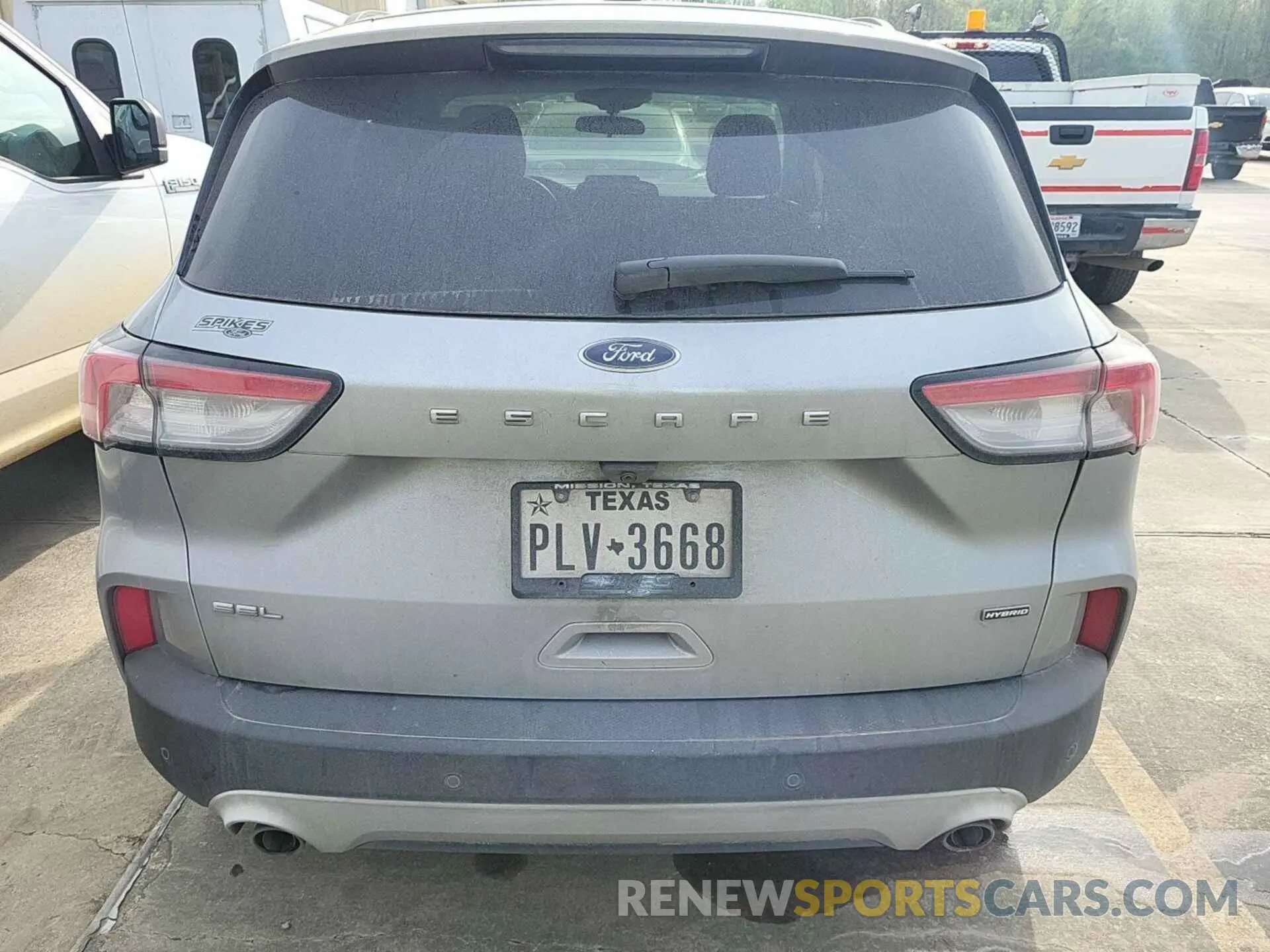 19 Photograph of a damaged car 1FMCU0CZ3MUA54043 FORD ESCAPE 2021
