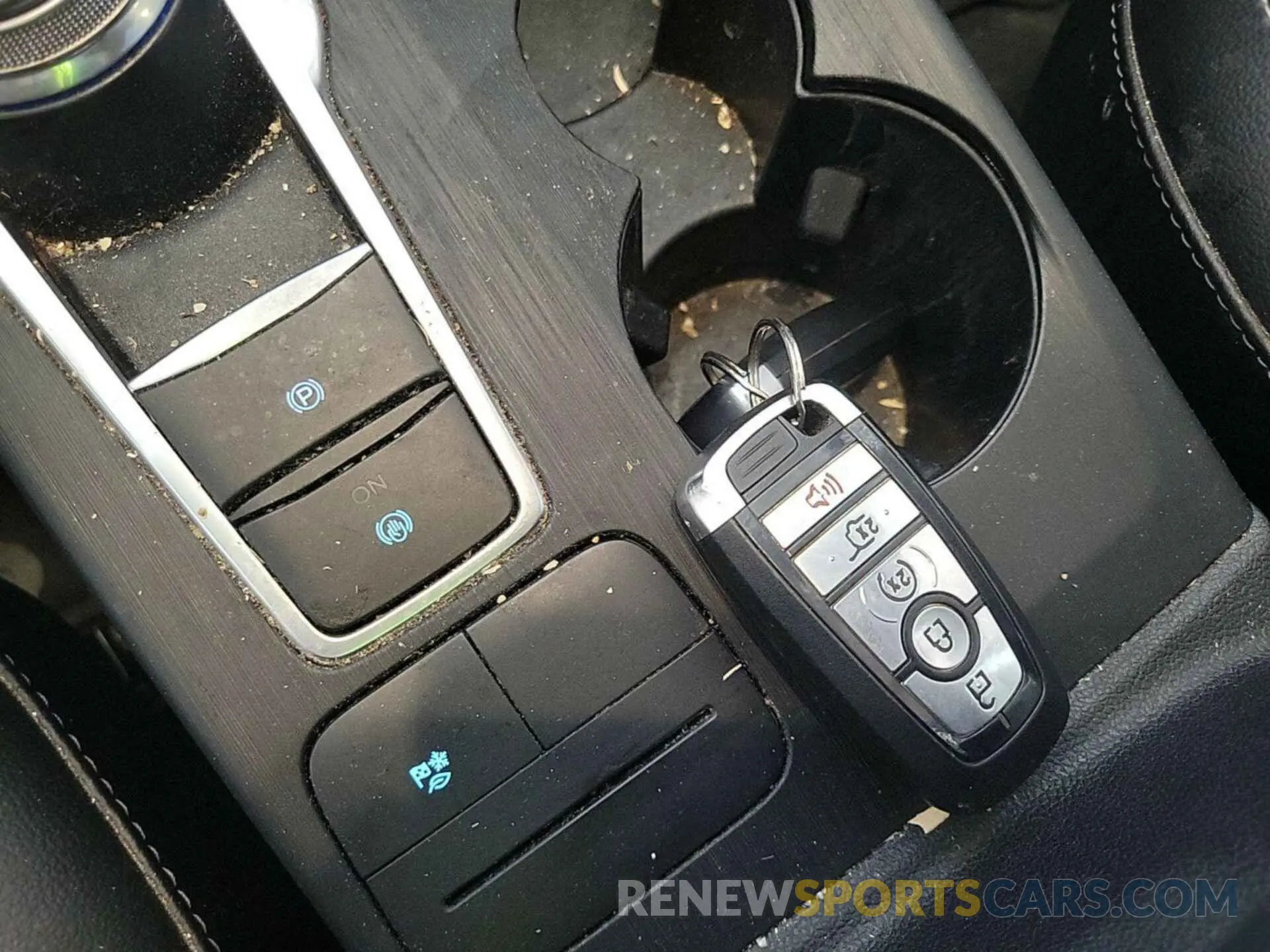 23 Photograph of a damaged car 1FMCU0CZ3MUA54043 FORD ESCAPE 2021