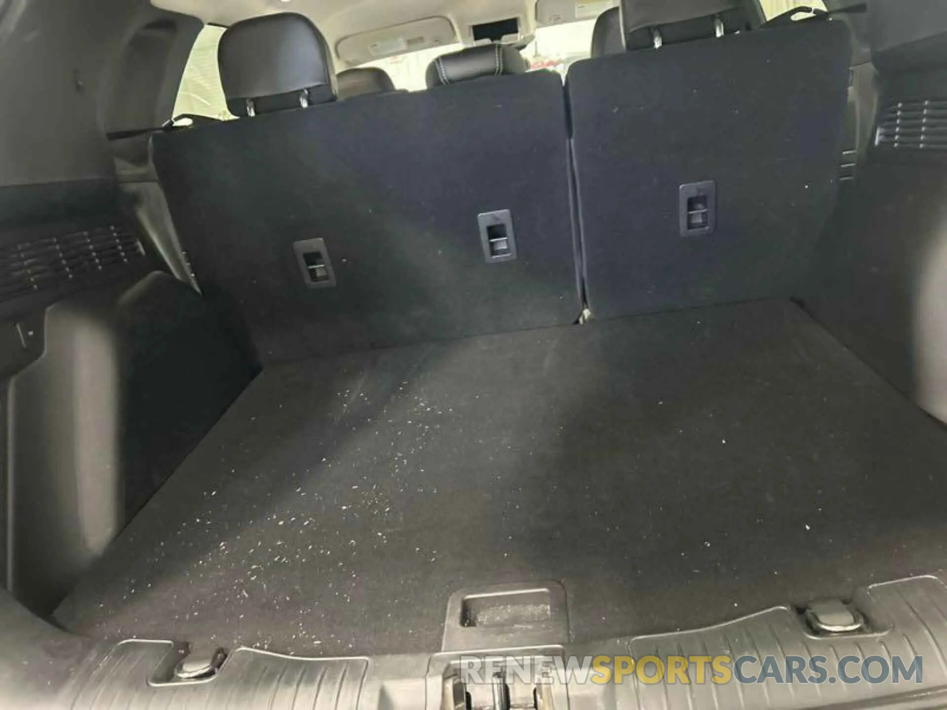4 Photograph of a damaged car 1FMCU0CZ3MUB25404 FORD ESCAPE 2021
