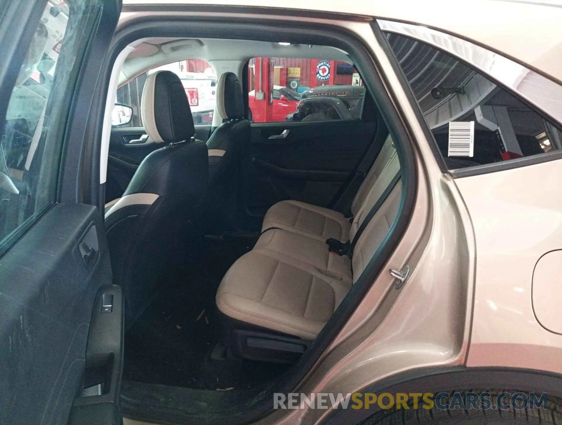 10 Photograph of a damaged car 1FMCU0CZ4MUA54391 FORD ESCAPE 2021