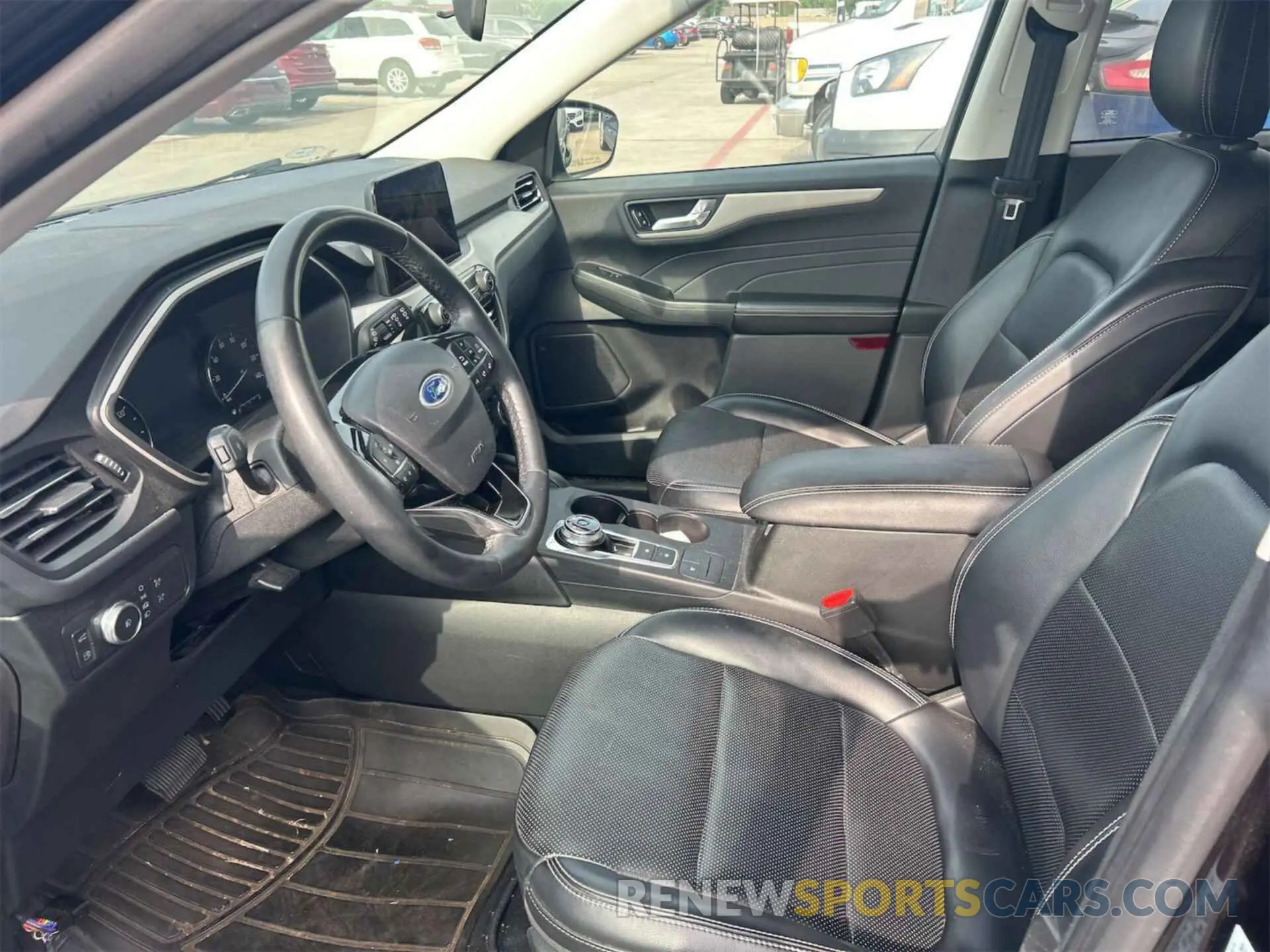 8 Photograph of a damaged car 1FMCU0CZ8MUB25933 FORD ESCAPE 2021