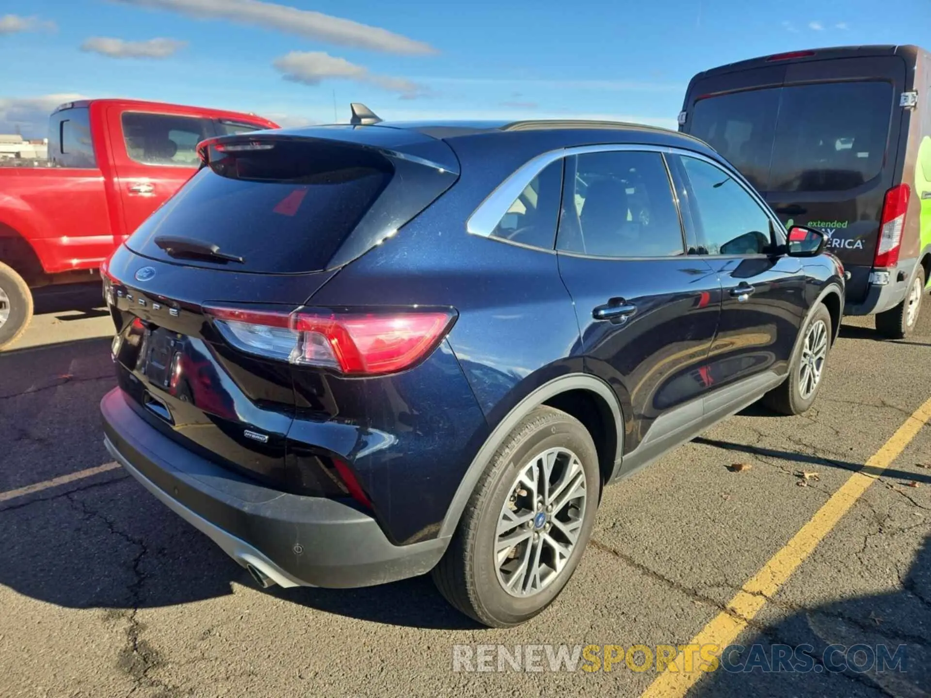 1 Photograph of a damaged car 1FMCU0CZ9MUA42432 FORD ESCAPE 2021