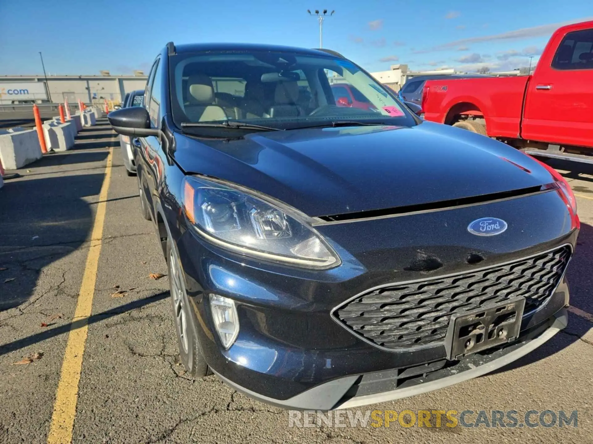 17 Photograph of a damaged car 1FMCU0CZ9MUA42432 FORD ESCAPE 2021
