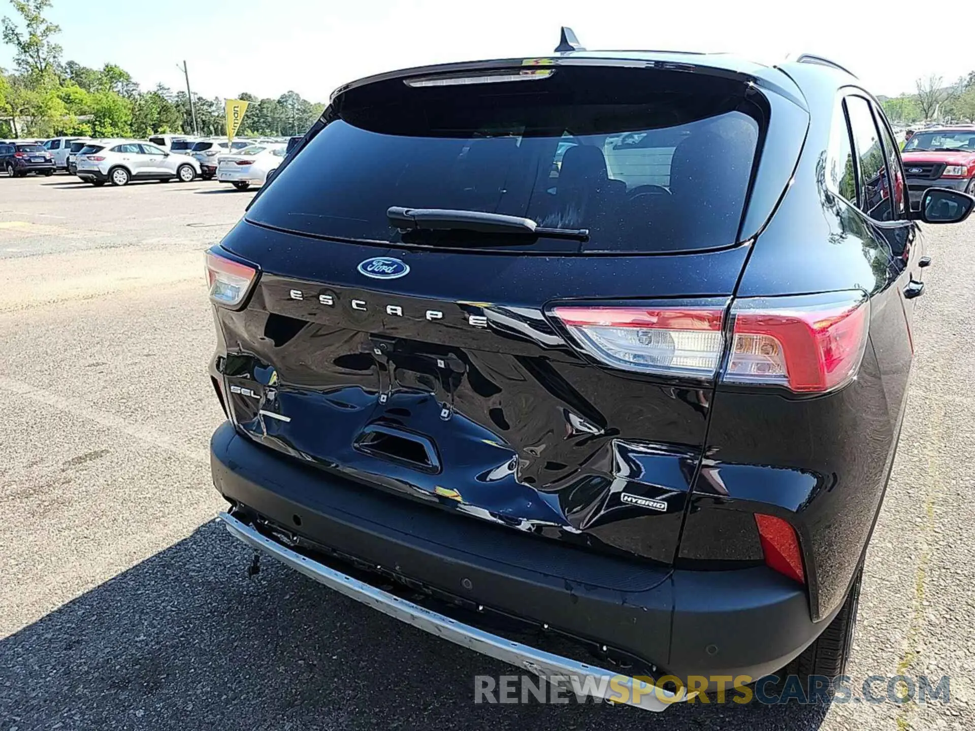 12 Photograph of a damaged car 1FMCU0CZ9MUB25164 FORD ESCAPE 2021