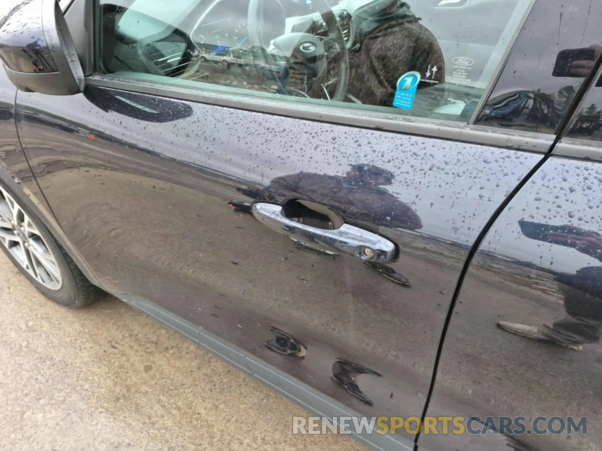 9 Photograph of a damaged car 1FMCU0CZ9MUB25164 FORD ESCAPE 2021