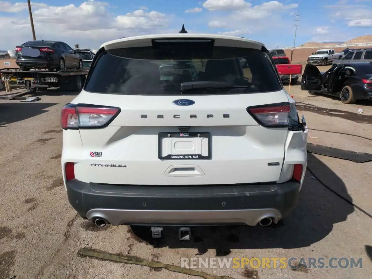 6 Photograph of a damaged car 1FMCU0DZ2MUB02954 FORD ESCAPE 2021