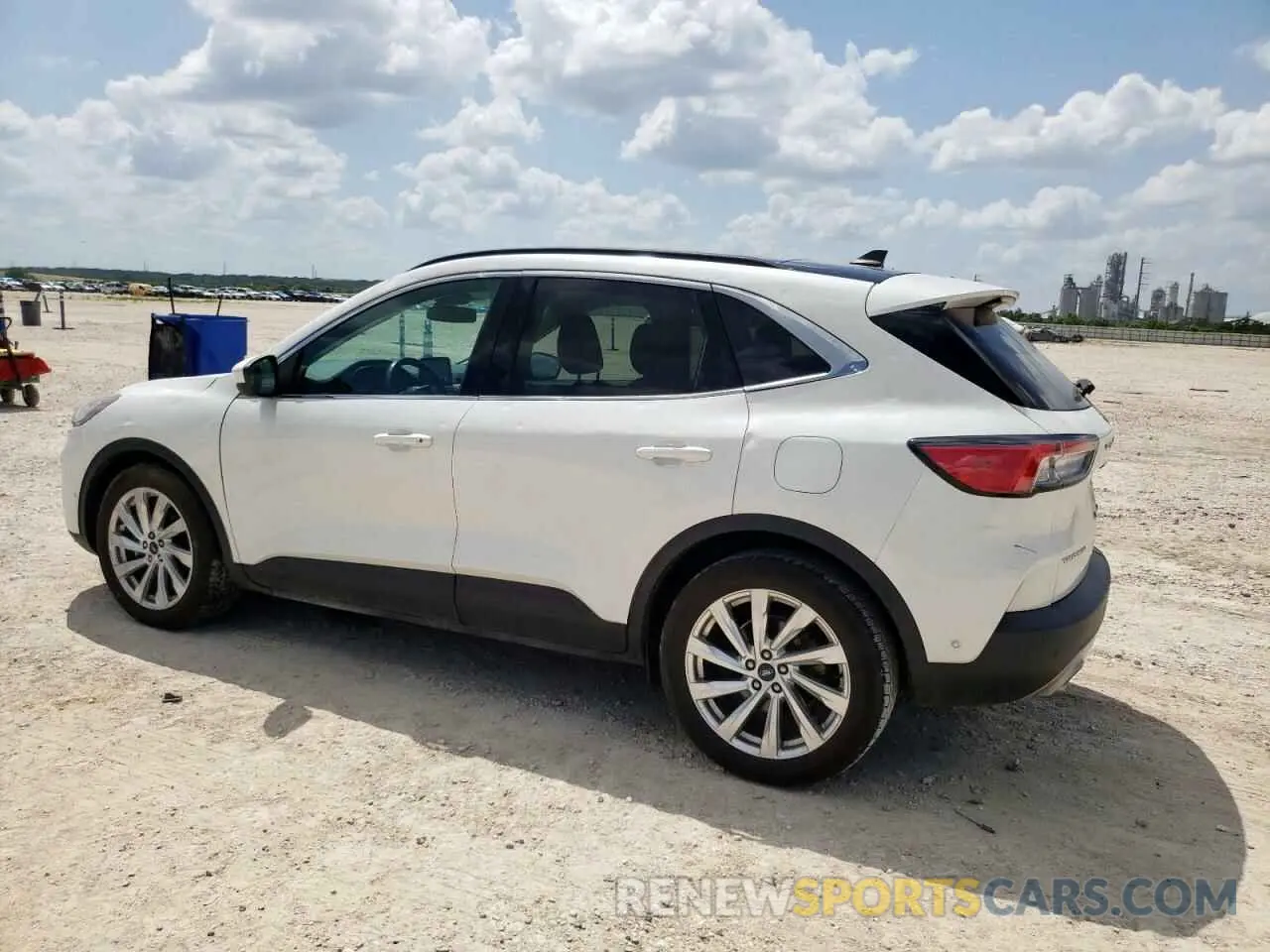 2 Photograph of a damaged car 1FMCU0DZ6MUA03327 FORD ESCAPE 2021