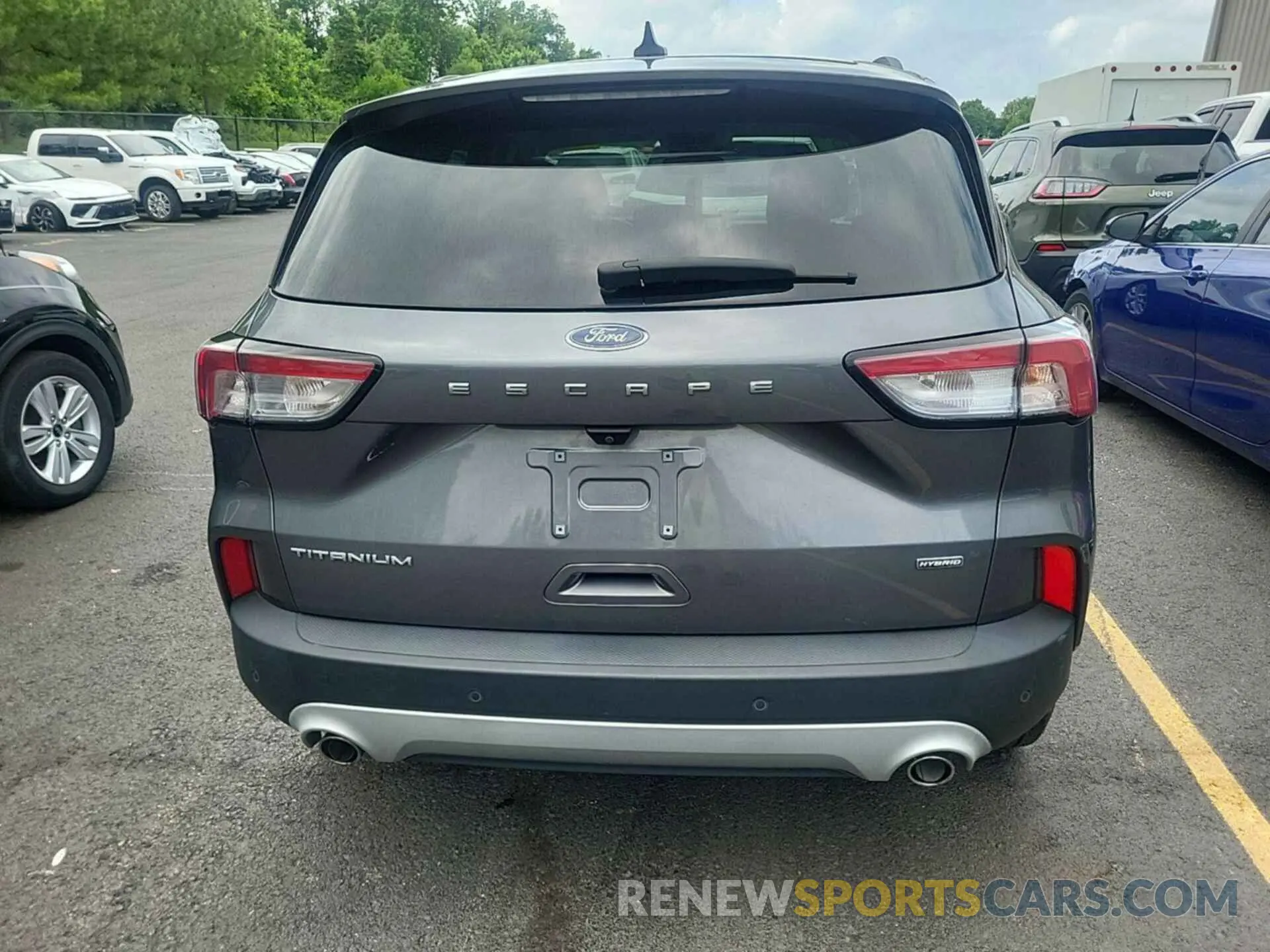 19 Photograph of a damaged car 1FMCU0DZ6MUA90016 FORD ESCAPE 2021