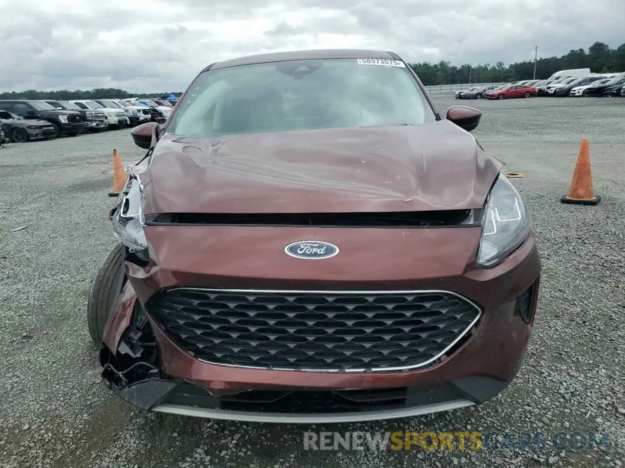 5 Photograph of a damaged car 1FMCU0EZXMUB22013 FORD ESCAPE 2021