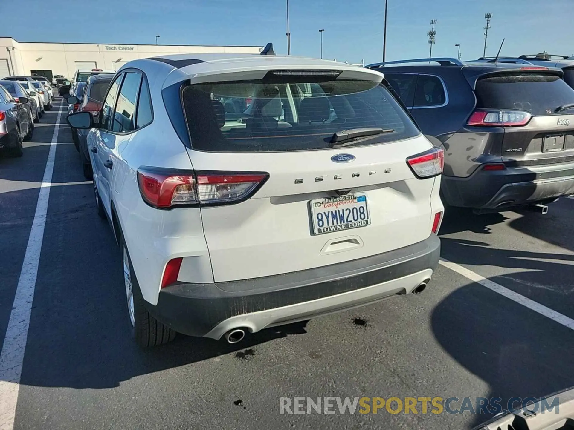 1 Photograph of a damaged car 1FMCU0F60MUA89060 FORD ESCAPE 2021