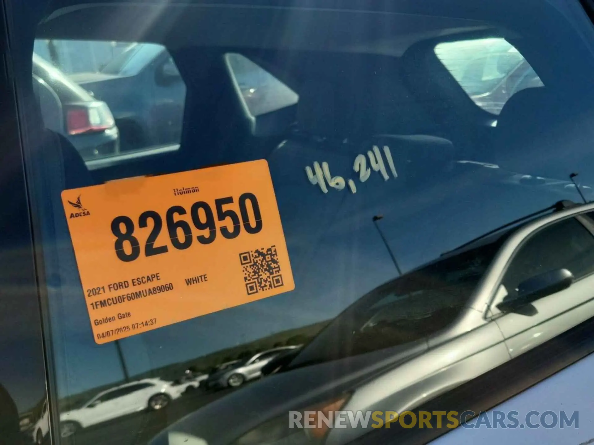 12 Photograph of a damaged car 1FMCU0F60MUA89060 FORD ESCAPE 2021