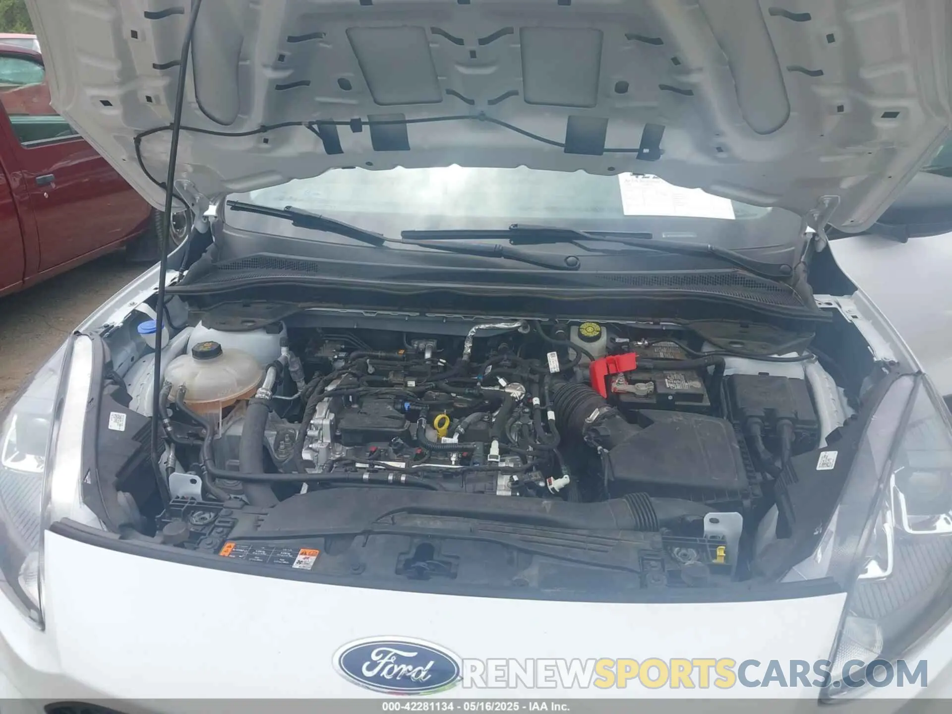 10 Photograph of a damaged car 1FMCU0F62MUA77668 FORD ESCAPE 2021
