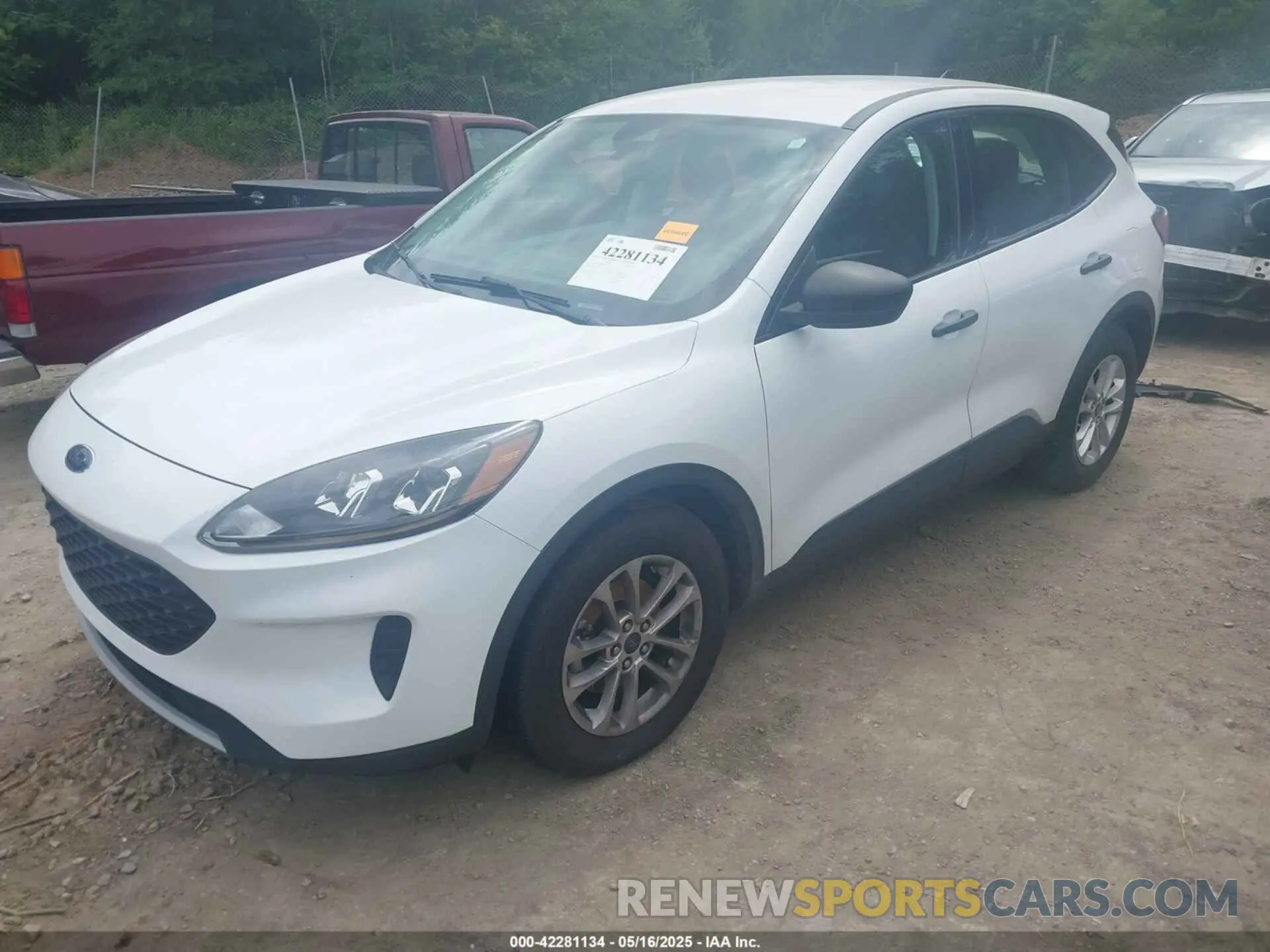 2 Photograph of a damaged car 1FMCU0F62MUA77668 FORD ESCAPE 2021