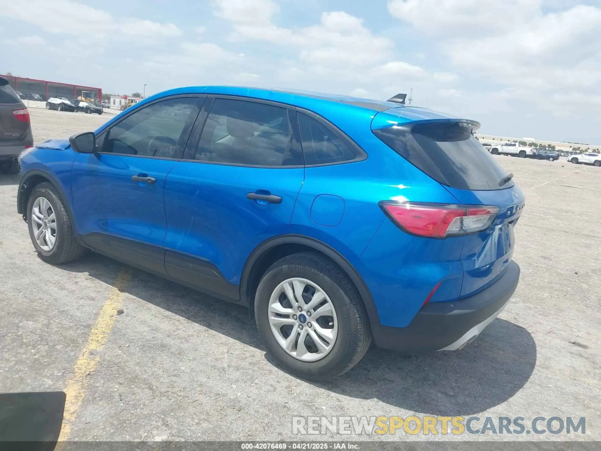 3 Photograph of a damaged car 1FMCU0F64MUA25779 FORD ESCAPE 2021