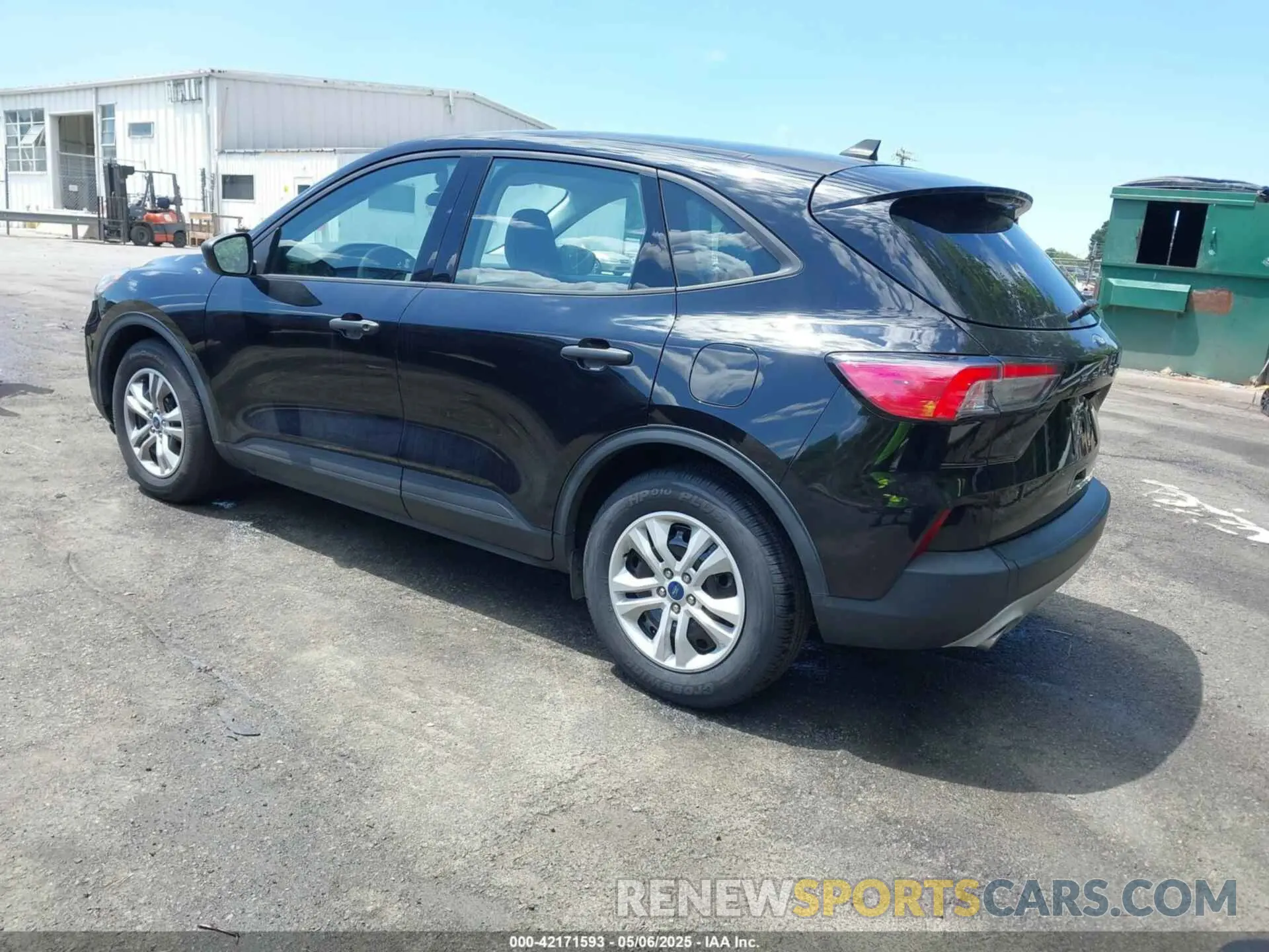 3 Photograph of a damaged car 1FMCU0F65MUA22969 FORD ESCAPE 2021