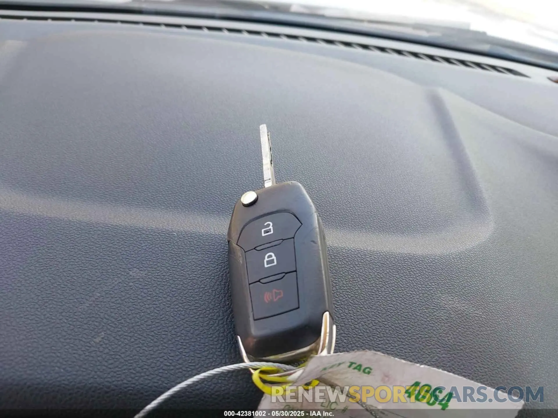 11 Photograph of a damaged car 1FMCU0F66MUA27484 FORD ESCAPE 2021