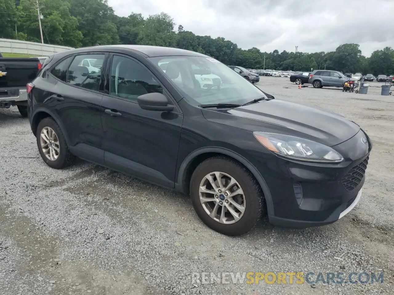 4 Photograph of a damaged car 1FMCU0F68MUA26160 FORD ESCAPE 2021