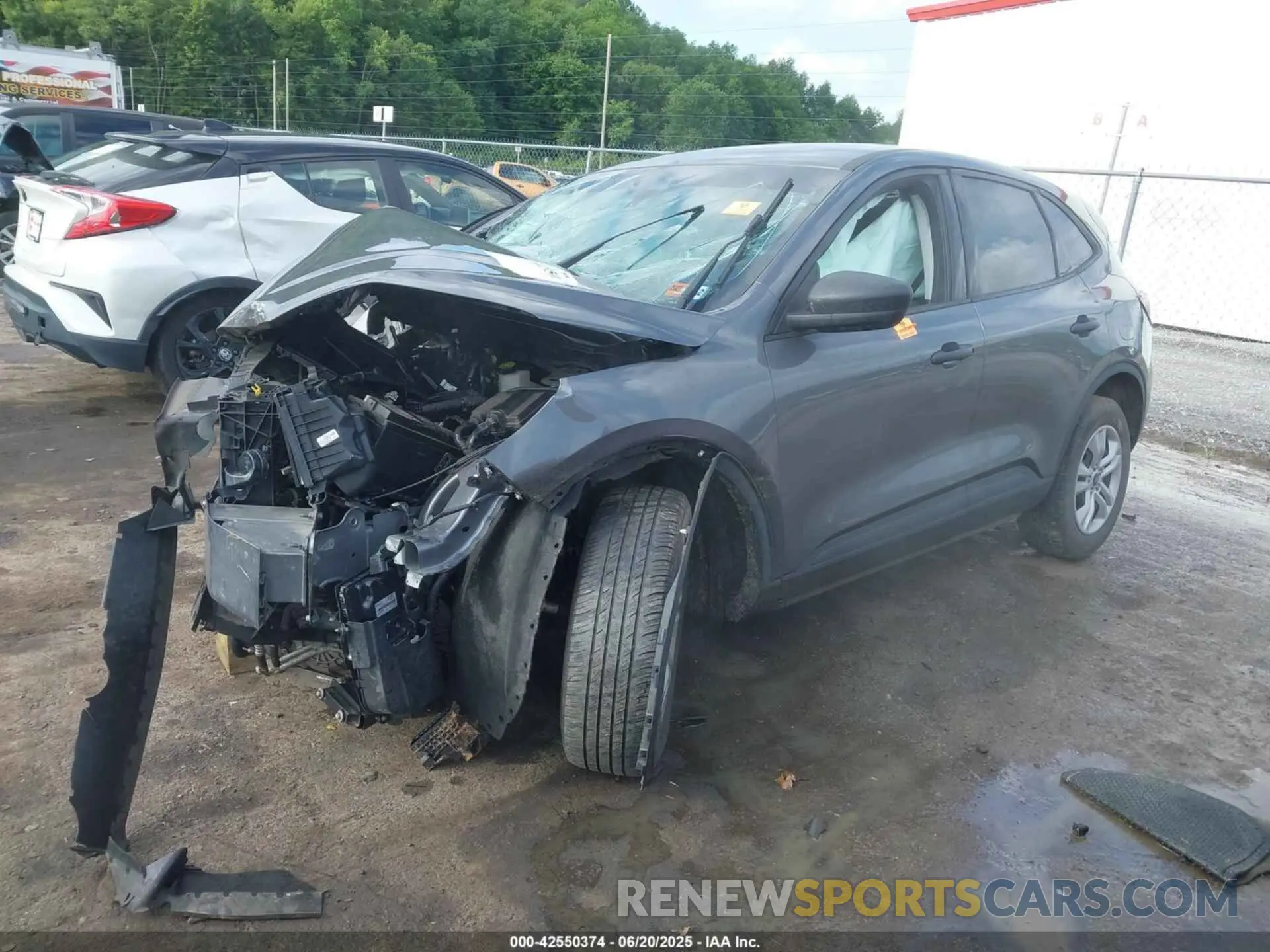 2 Photograph of a damaged car 1FMCU0F68MUA31746 FORD ESCAPE 2021
