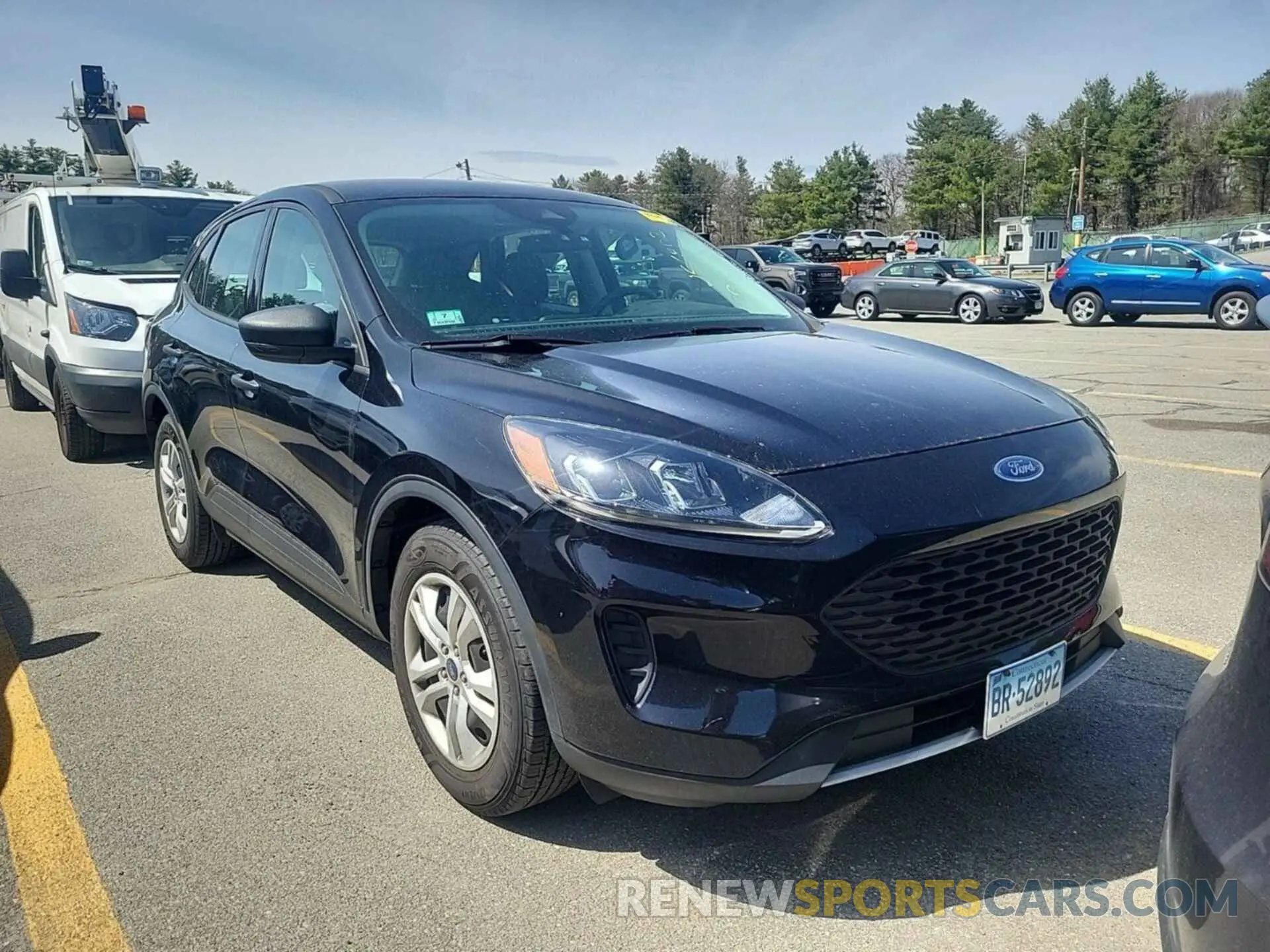 32 Photograph of a damaged car 1FMCU0F68MUA99044 FORD ESCAPE 2021