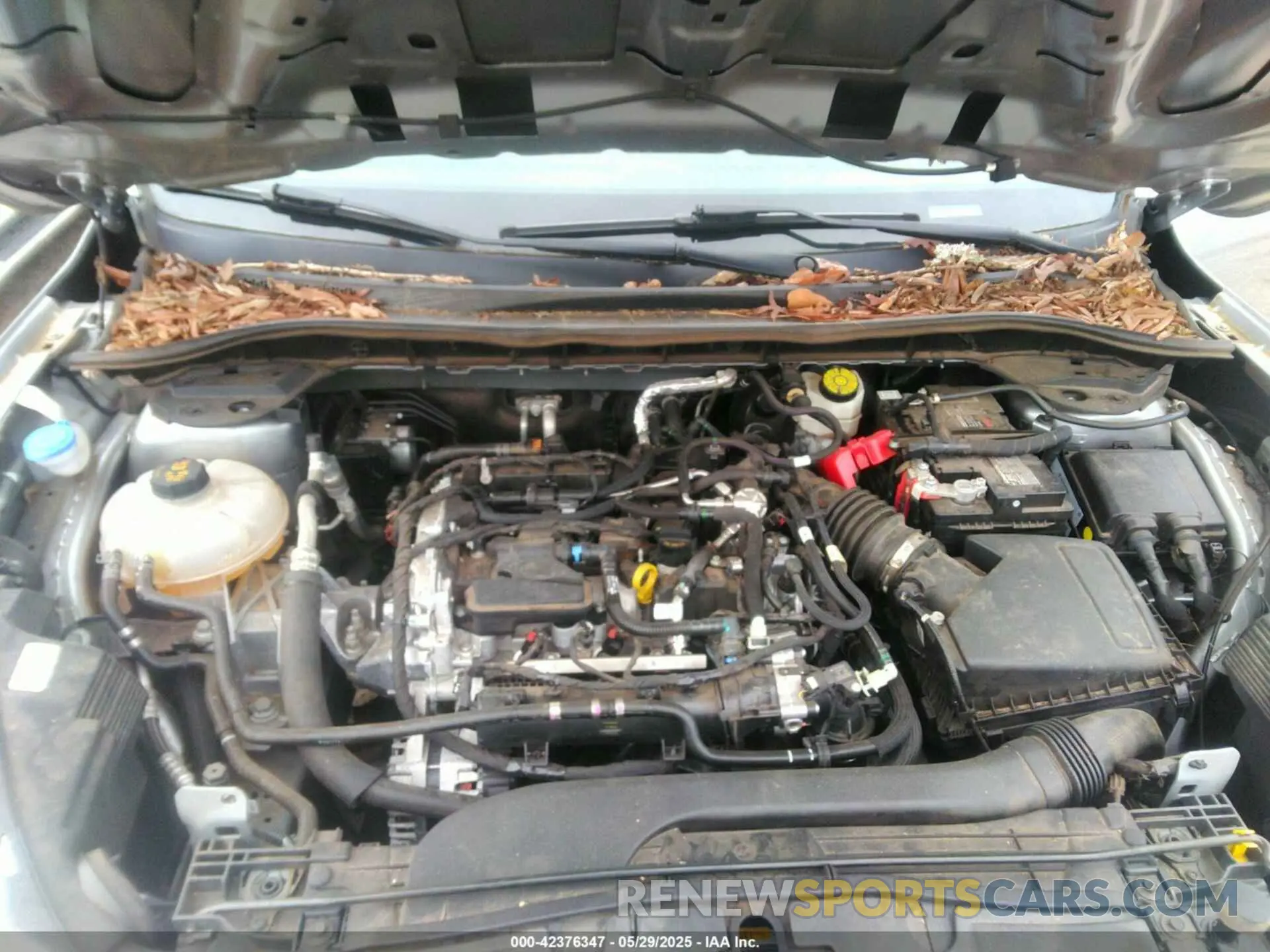 10 Photograph of a damaged car 1FMCU0F69MUA76761 FORD ESCAPE 2021
