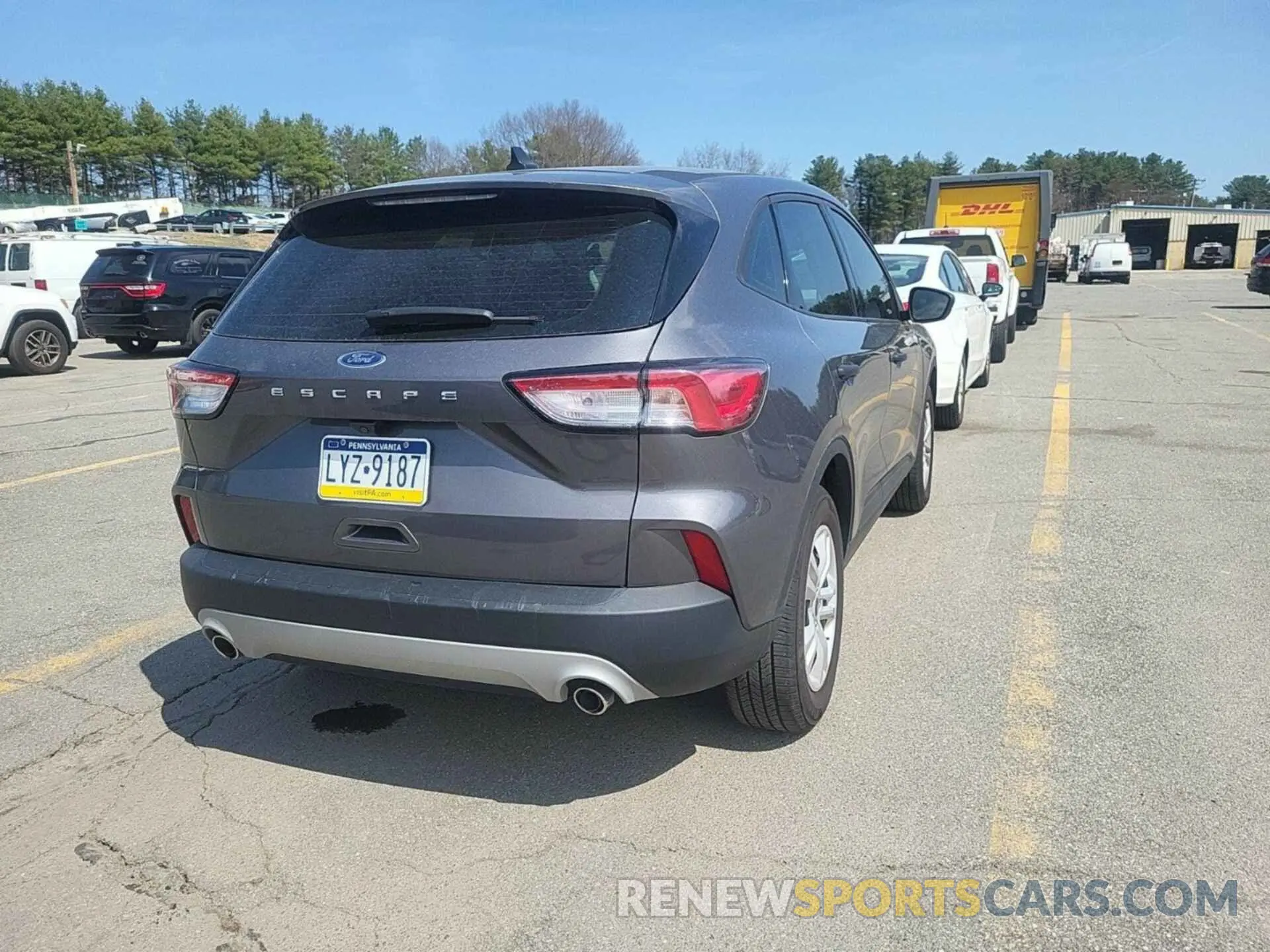 8 Photograph of a damaged car 1FMCU0F6XMUB00596 FORD ESCAPE 2021