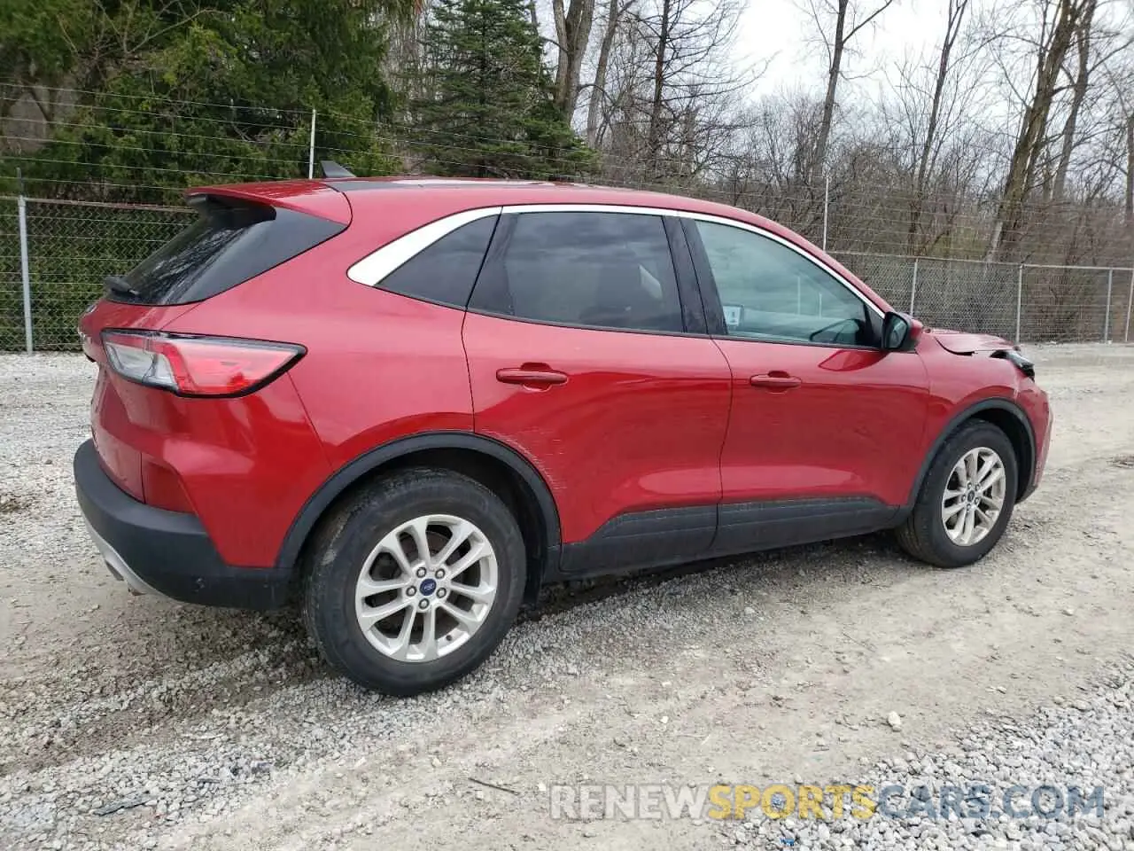 3 Photograph of a damaged car 1FMCU0G60MUA31268 FORD ESCAPE 2021