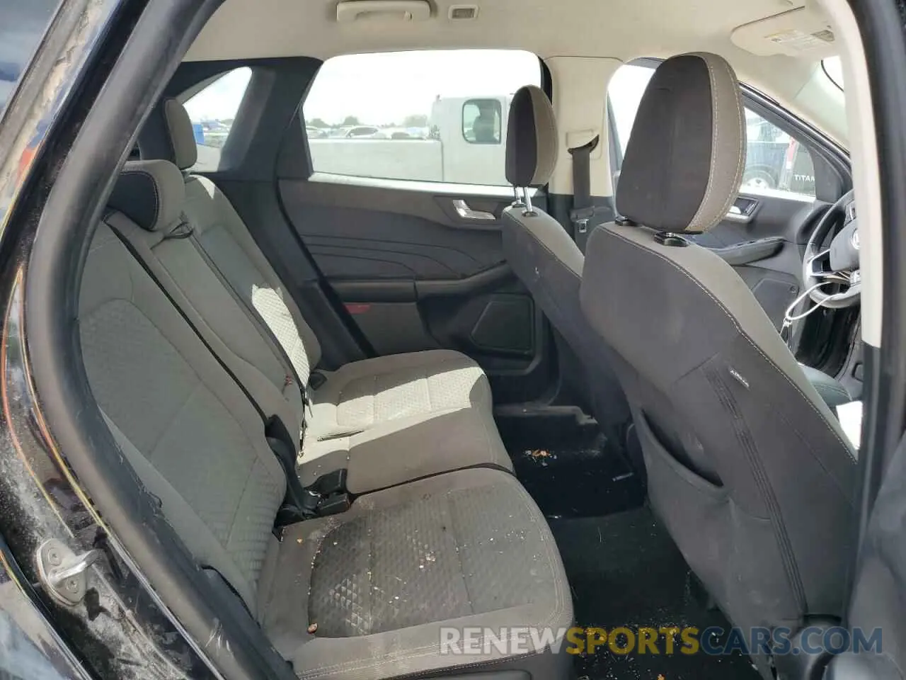 11 Photograph of a damaged car 1FMCU0G60MUA49253 FORD ESCAPE 2021