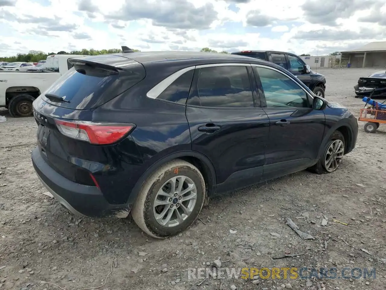 3 Photograph of a damaged car 1FMCU0G60MUA49253 FORD ESCAPE 2021