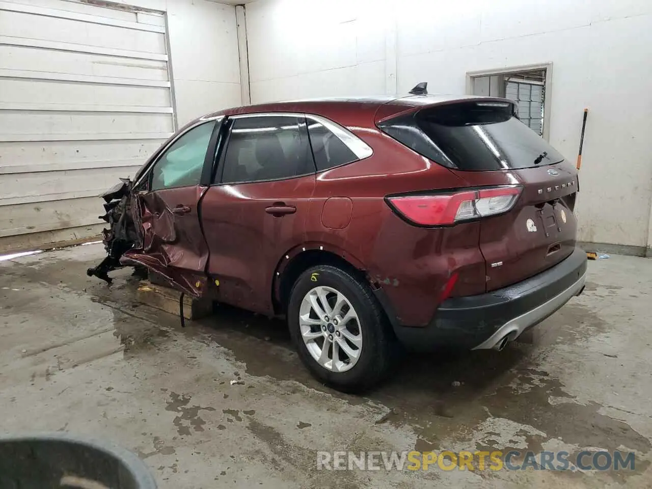 2 Photograph of a damaged car 1FMCU0G60MUA69776 FORD ESCAPE 2021