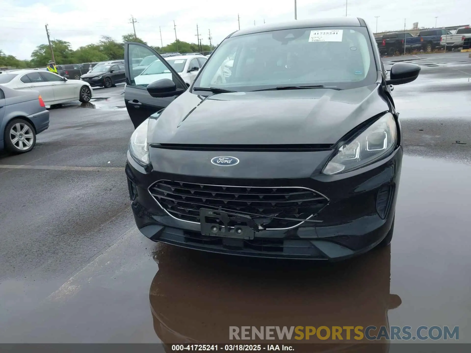 6 Photograph of a damaged car 1FMCU0G61MUA15936 FORD ESCAPE 2021
