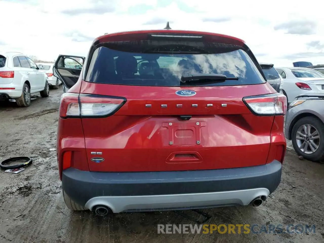 6 Photograph of a damaged car 1FMCU0G61MUA21588 FORD ESCAPE 2021