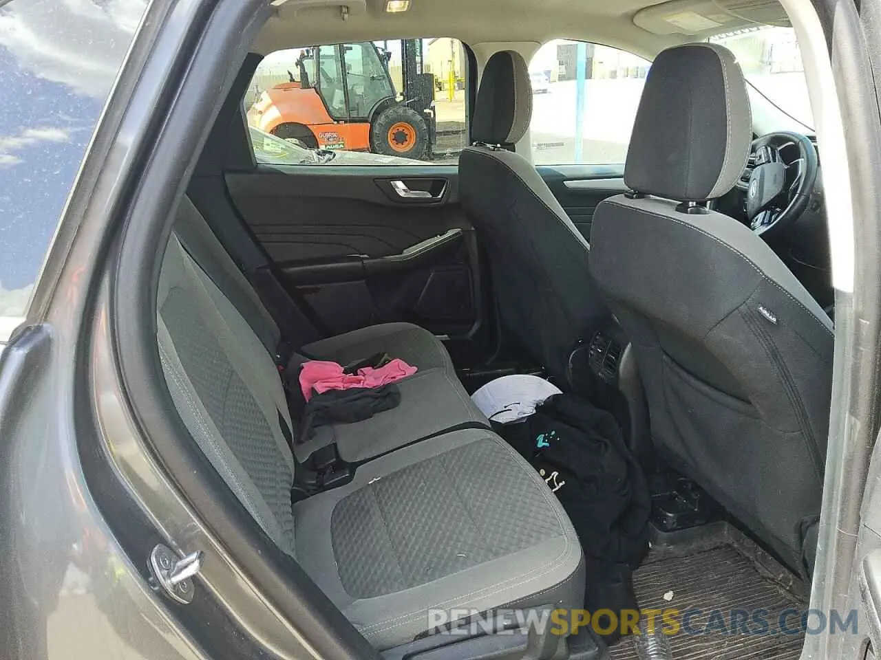 11 Photograph of a damaged car 1FMCU0G61MUA68376 FORD ESCAPE 2021