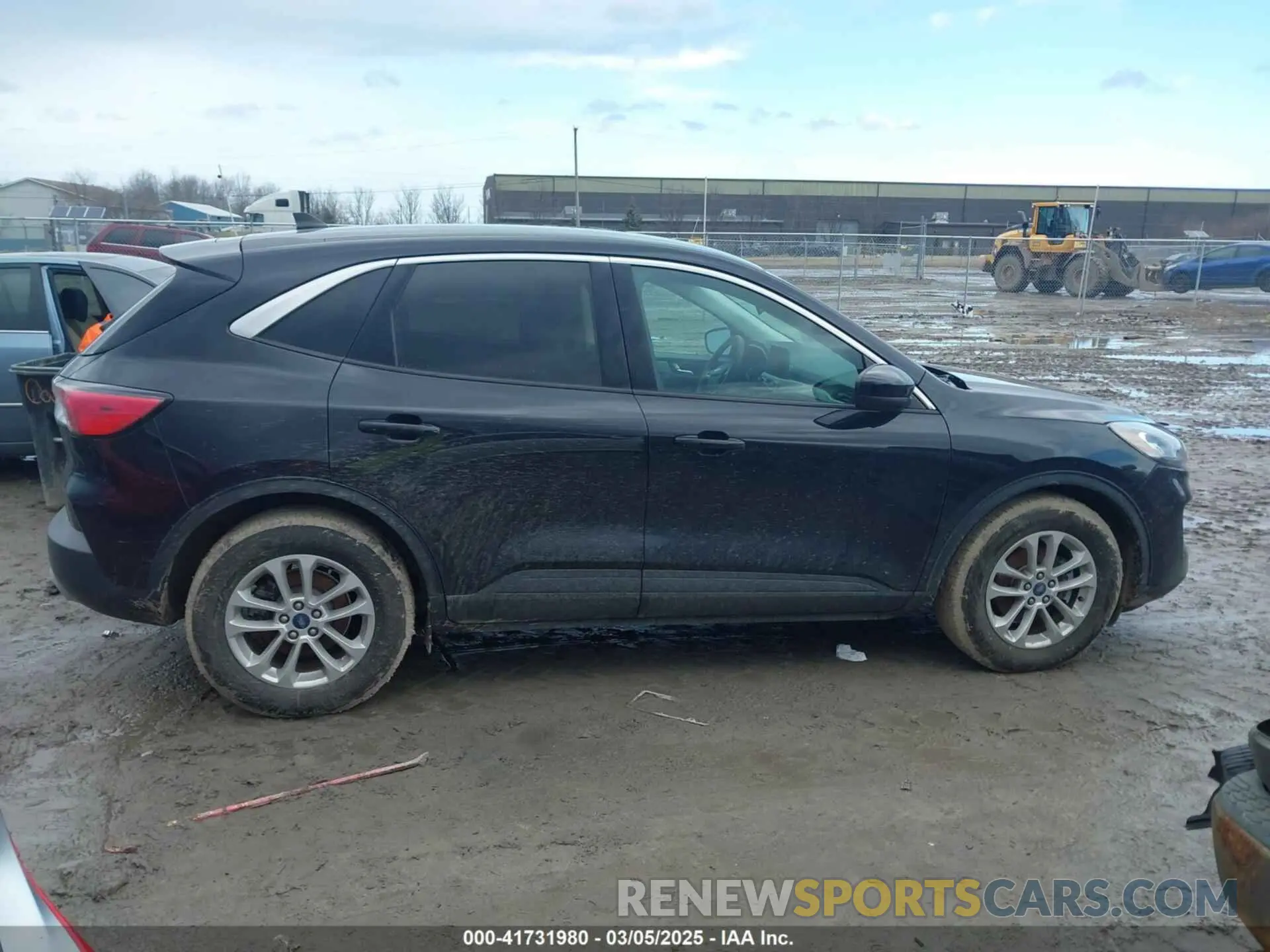 13 Photograph of a damaged car 1FMCU0G61MUB23232 FORD ESCAPE 2021