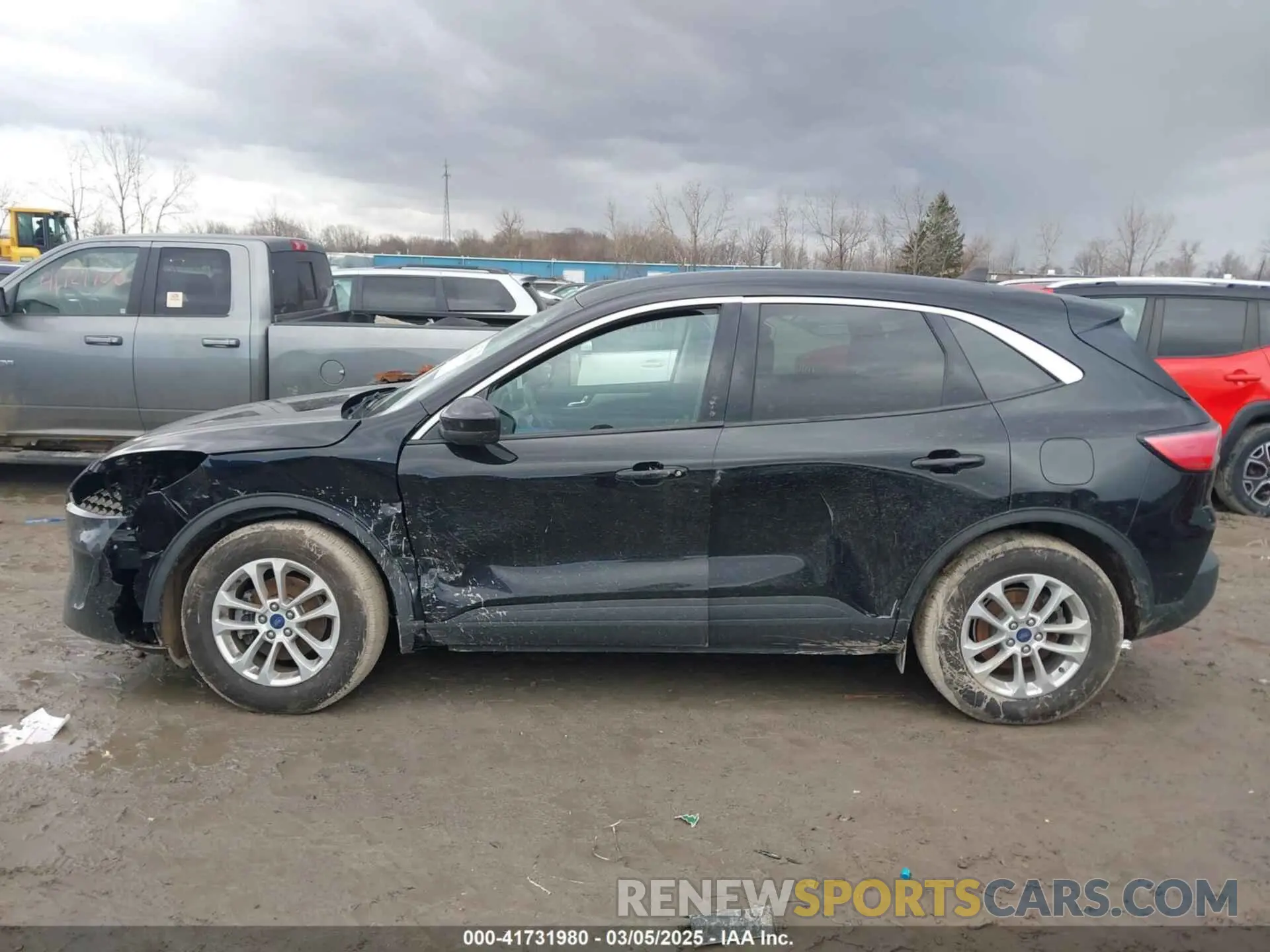 14 Photograph of a damaged car 1FMCU0G61MUB23232 FORD ESCAPE 2021