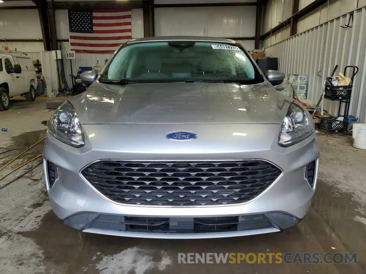 5 Photograph of a damaged car 1FMCU0G61MUB33503 FORD ESCAPE 2021