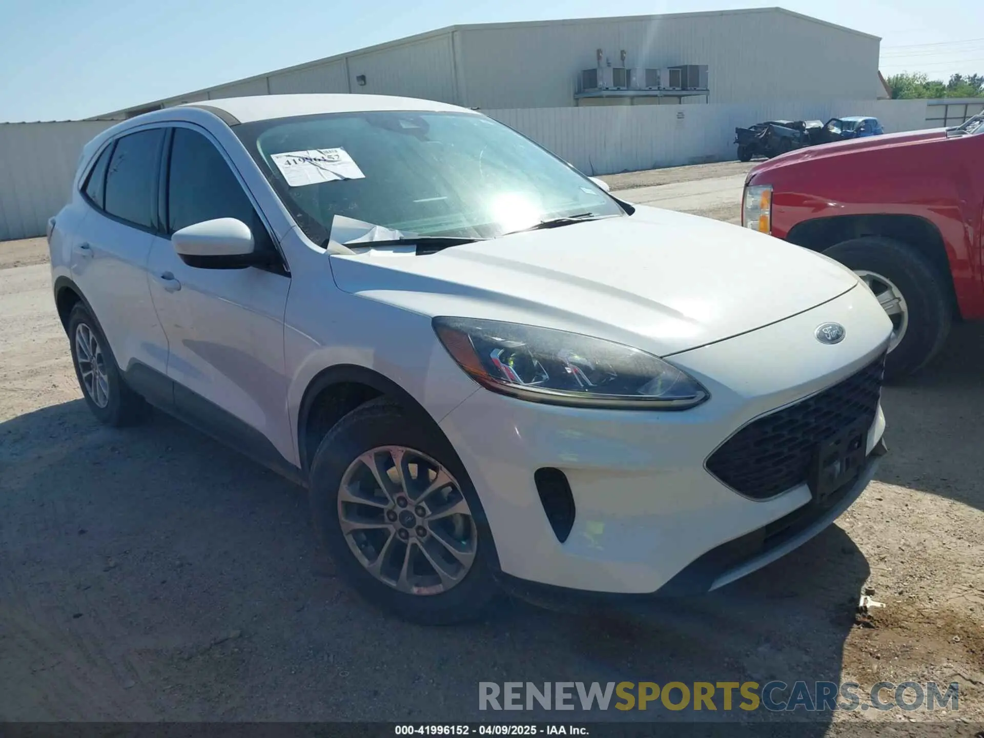 1 Photograph of a damaged car 1FMCU0G62MUA08798 FORD ESCAPE 2021