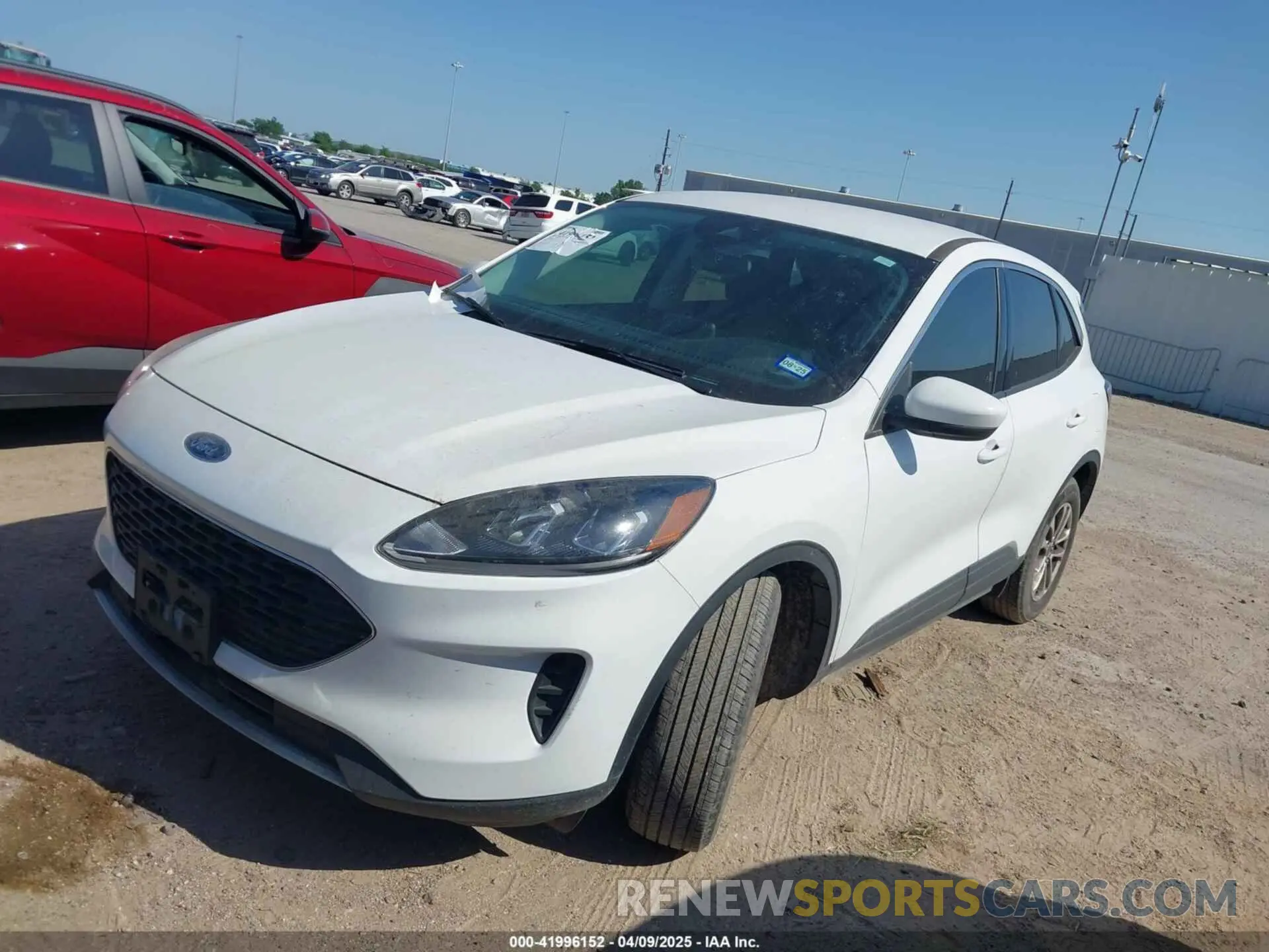 2 Photograph of a damaged car 1FMCU0G62MUA08798 FORD ESCAPE 2021