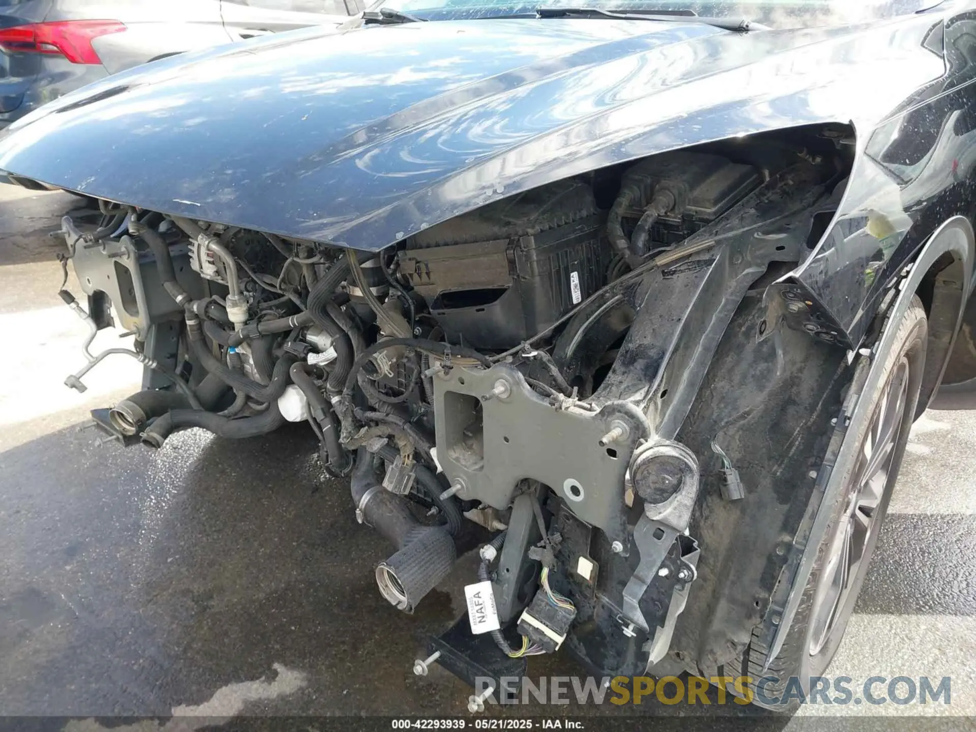6 Photograph of a damaged car 1FMCU0G62MUA12575 FORD ESCAPE 2021
