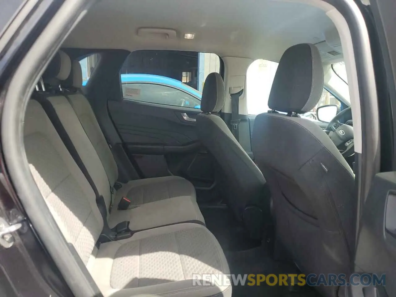 11 Photograph of a damaged car 1FMCU0G62MUA14570 FORD ESCAPE 2021